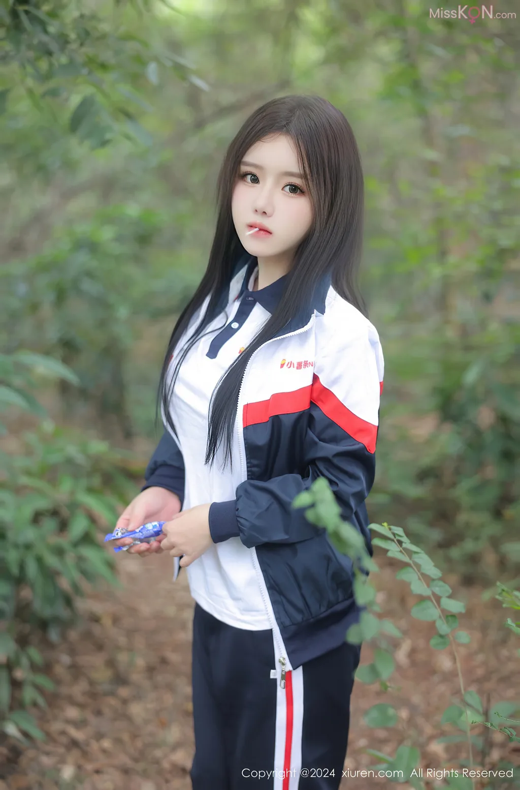 XIUREN No.8326 – 8335 (816 photos) 14 XIUREN No.8326 – 8335 (816 photos) 14