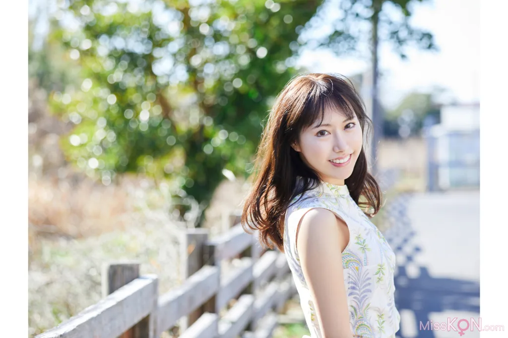 [JP] Ririko Inumaru (戌丸凛々子): 現役大手広告代理店OLのグラマラスBODY Vol.1 (43 photos) 