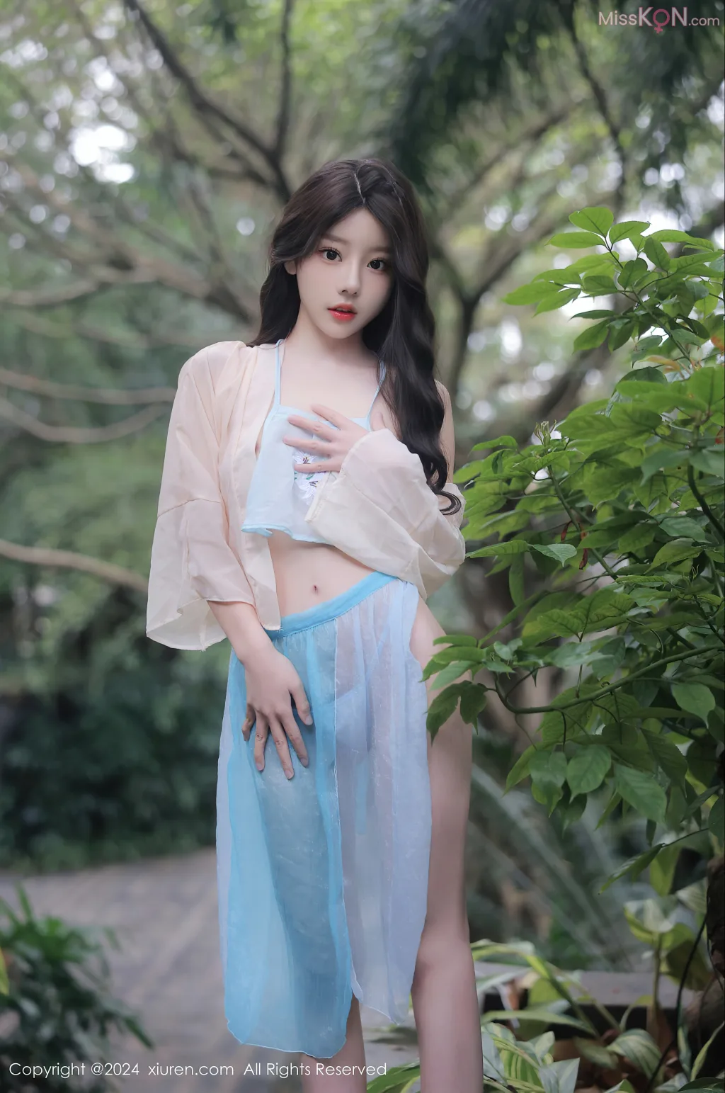 XIUREN No.8166 – 8175 (804 photos) 8 XIUREN No.8166 – 8175 (804 photos) 8