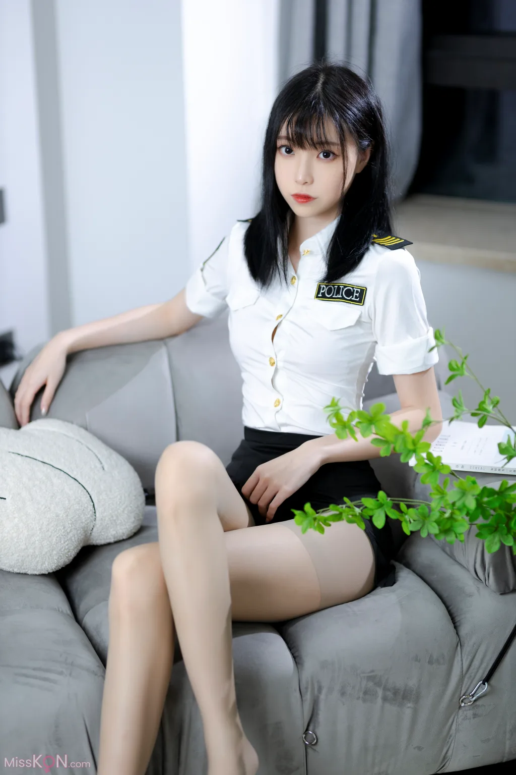 Coser@许岚LAN: 灰丝制服 (40 photos) 