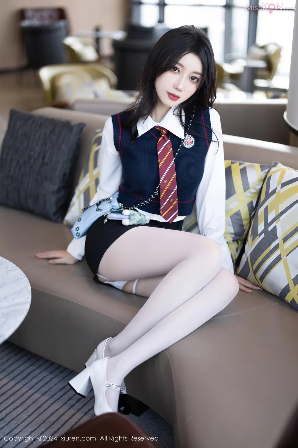 XIUREN No.8246 – 8255 (730 photos) 12 XIUREN No.8246 – 8255 (730 photos) 12