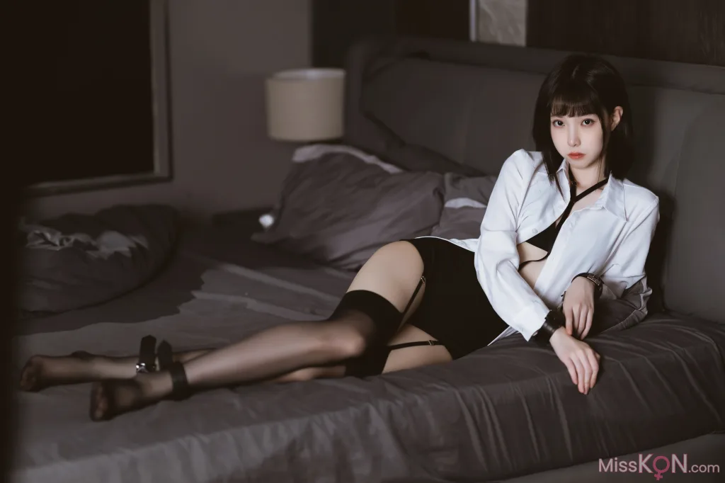 Coser@许岚LAN: 醉酒OL (60 photos) 12 Coser@许岚LAN: 醉酒OL (60 photos) 12