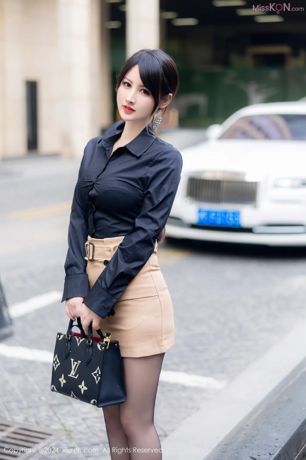 XIUREN No.8566 – 8575 (817 photos) 7 XIUREN No.8566 – 8575 (817 photos) 7