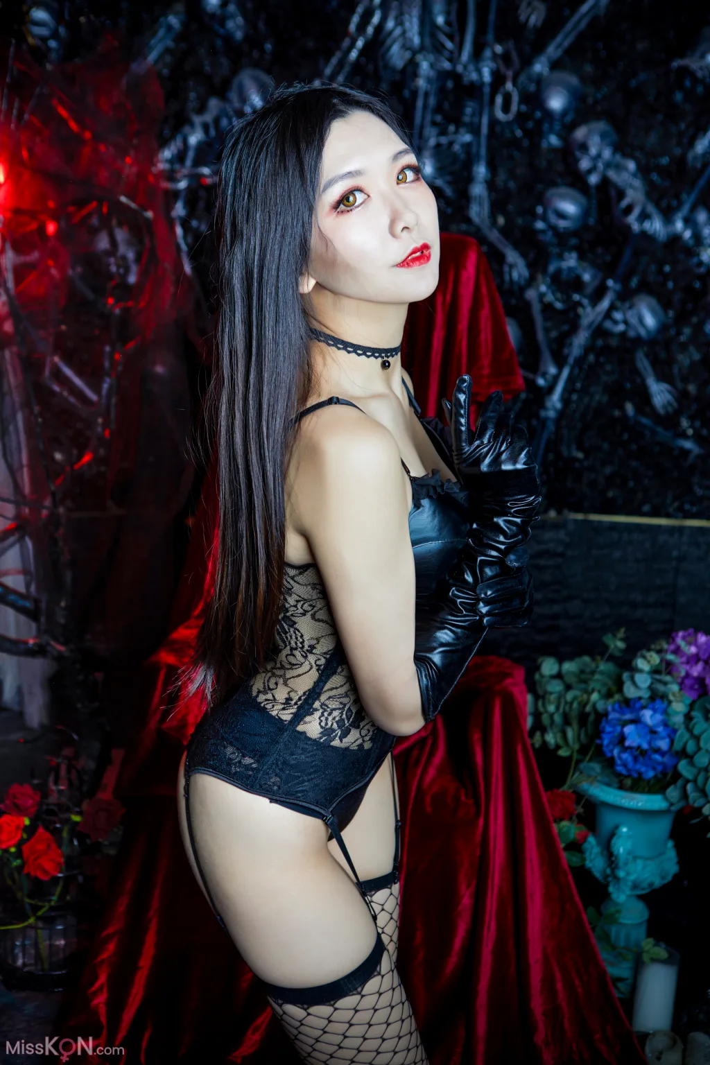Coser@源纱希喵喵喵: 地牢 (24 photos) 
