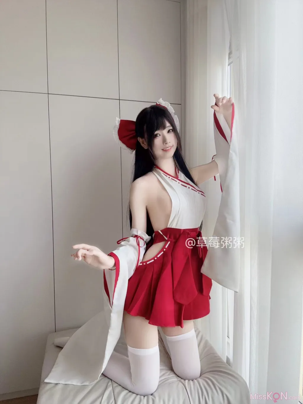 草莓粥粥: 2023-06月舰长福利 (197 photos) 