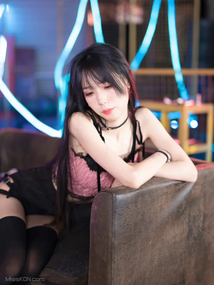 草莓粥粥: 舰长图包 (321 photos ) 10 草莓粥粥: 舰长图包 (321 photos ) 10