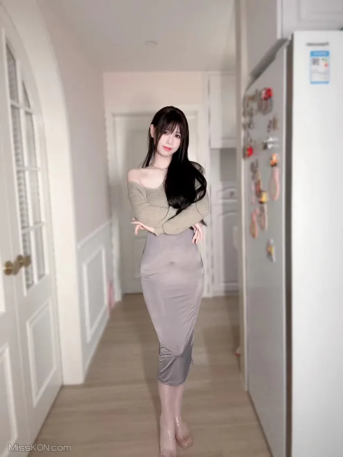 草莓粥粥: 舰长图包 (321 photos ) 14 草莓粥粥: 舰长图包 (321 photos ) 14