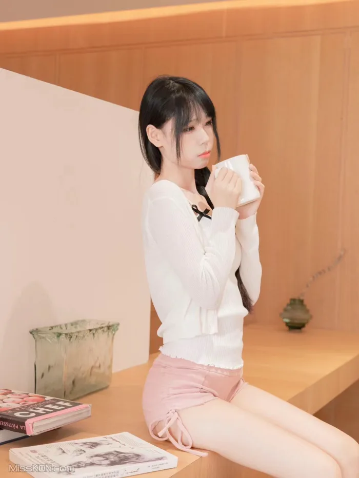 草莓粥粥: 舰长图包 (321 photos ) 8 草莓粥粥: 舰长图包 (321 photos ) 8