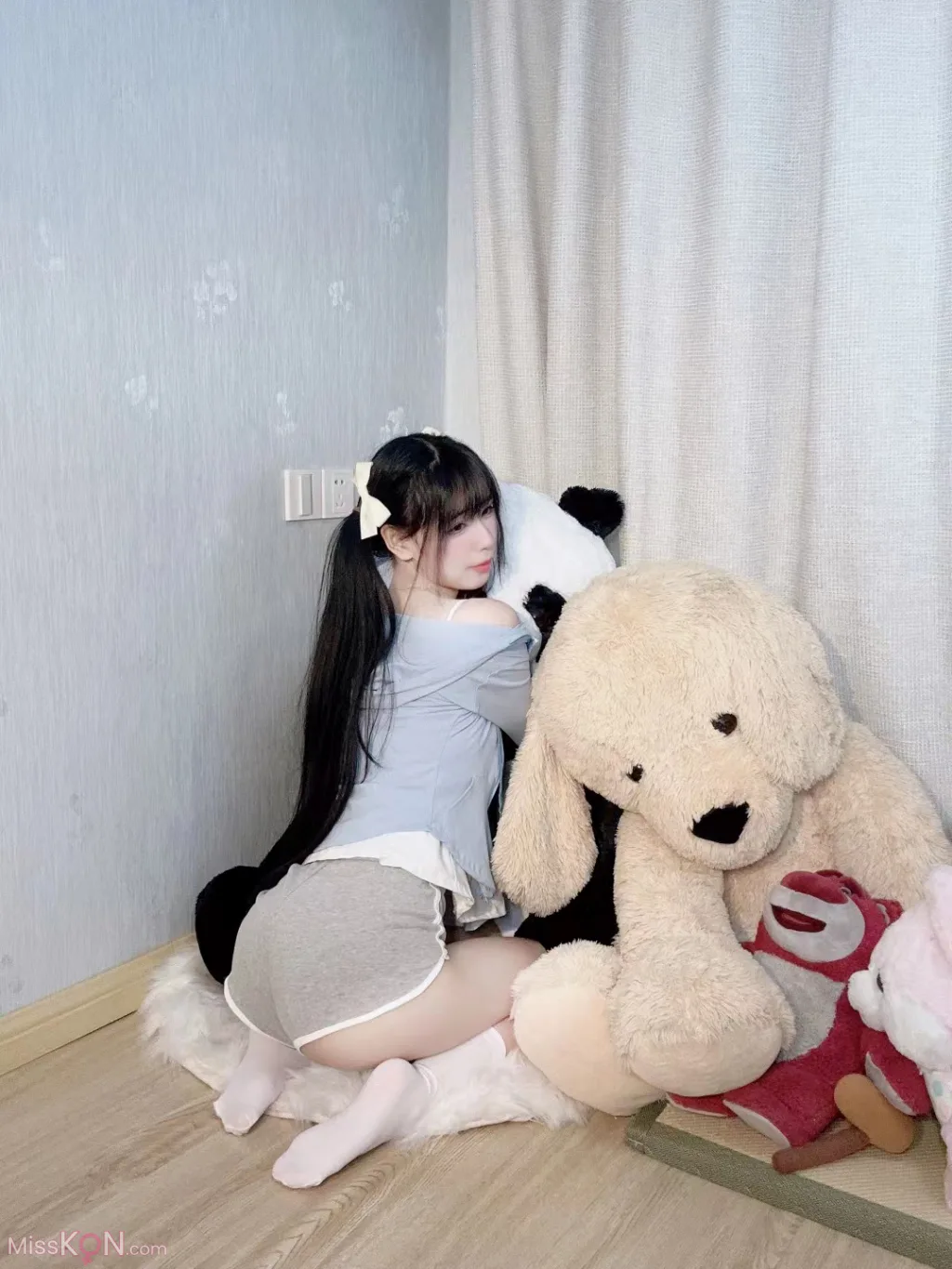 草莓粥粥: 2023-03月舰长福利 (117 photos) 2 草莓粥粥: 2023-03月舰长福利 (117 photos) 2