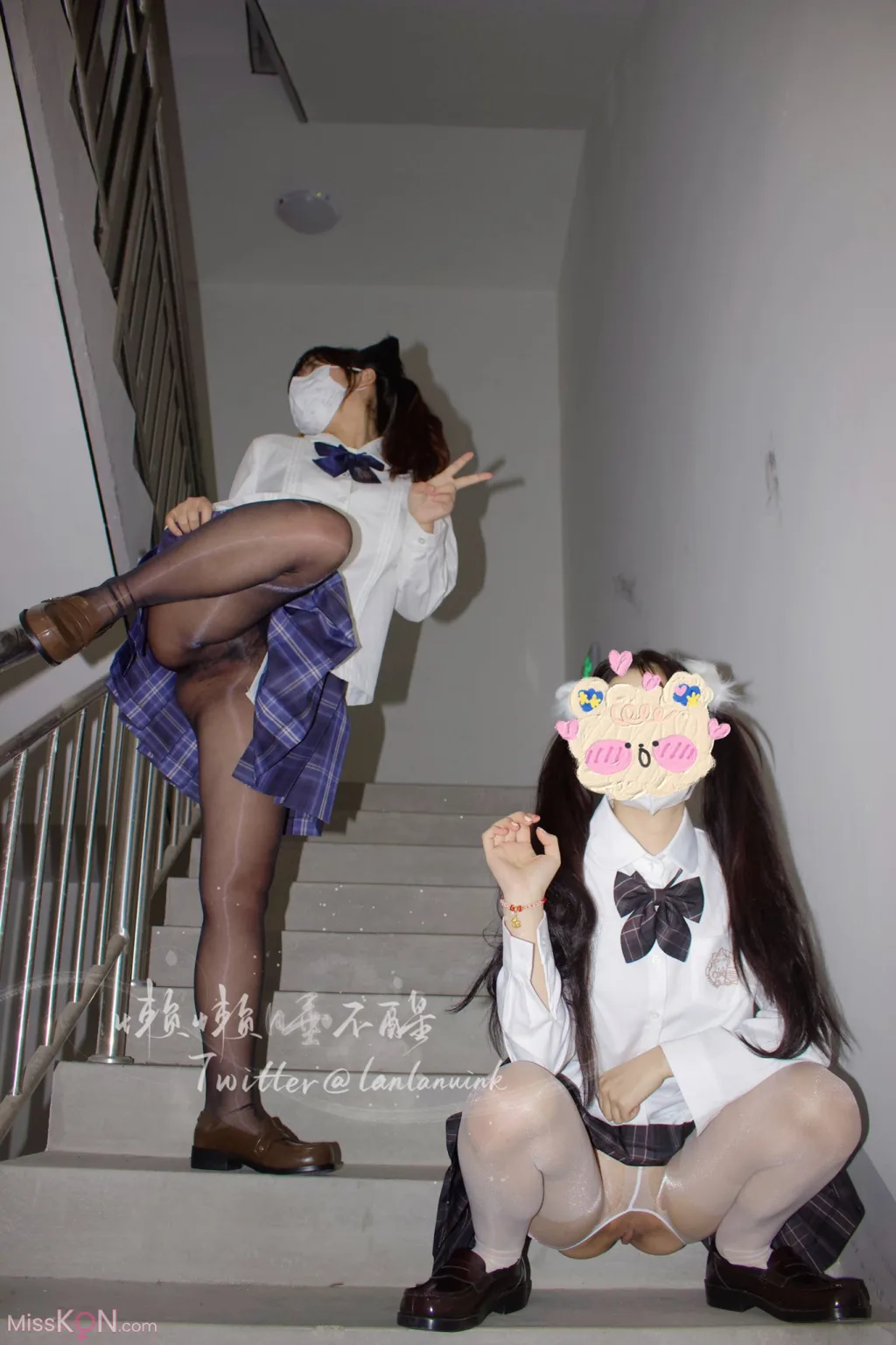 Coser@懒懒睡不醒: 和闺蜜一起弹力摇 (267 photos ) 1 Coser@懒懒睡不醒: 和闺蜜一起弹力摇 (267 photos ) 1