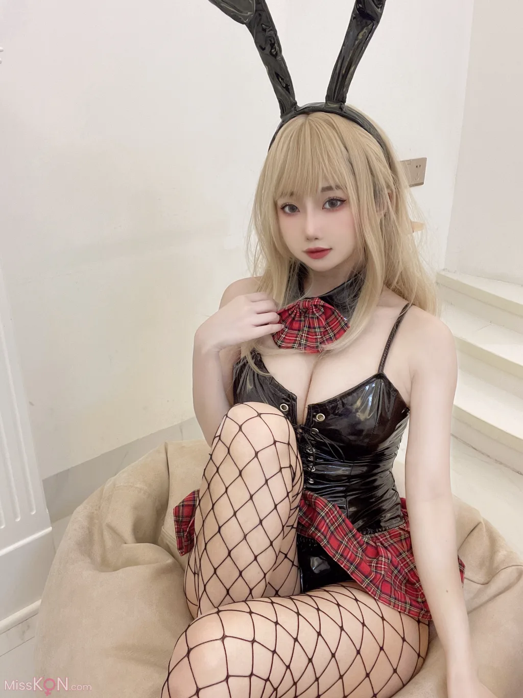 Coser@鬼畜瑶在不在w: 纱网兔 (35 photos) 7 Coser@鬼畜瑶在不在w: 纱网兔 (35 photos) 7