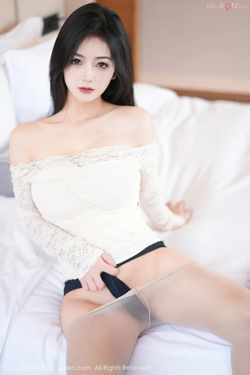 XIUREN No.7946 – 7955 (814 photos) 12 XIUREN No.7946 – 7955 (814 photos) 12
