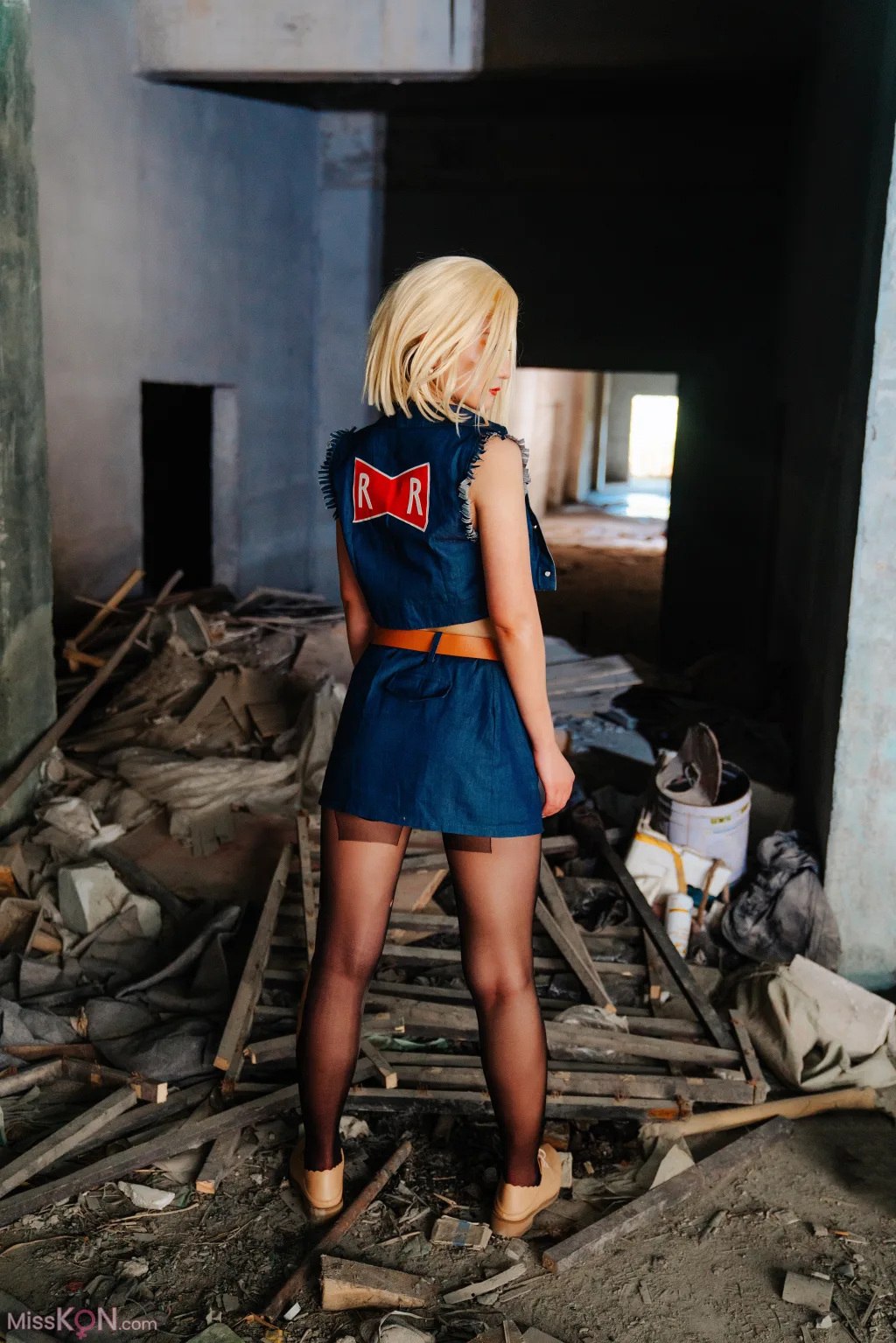 Coser@星澜是澜澜叫澜妹呀: 人造人十八号 (40 photos ) 