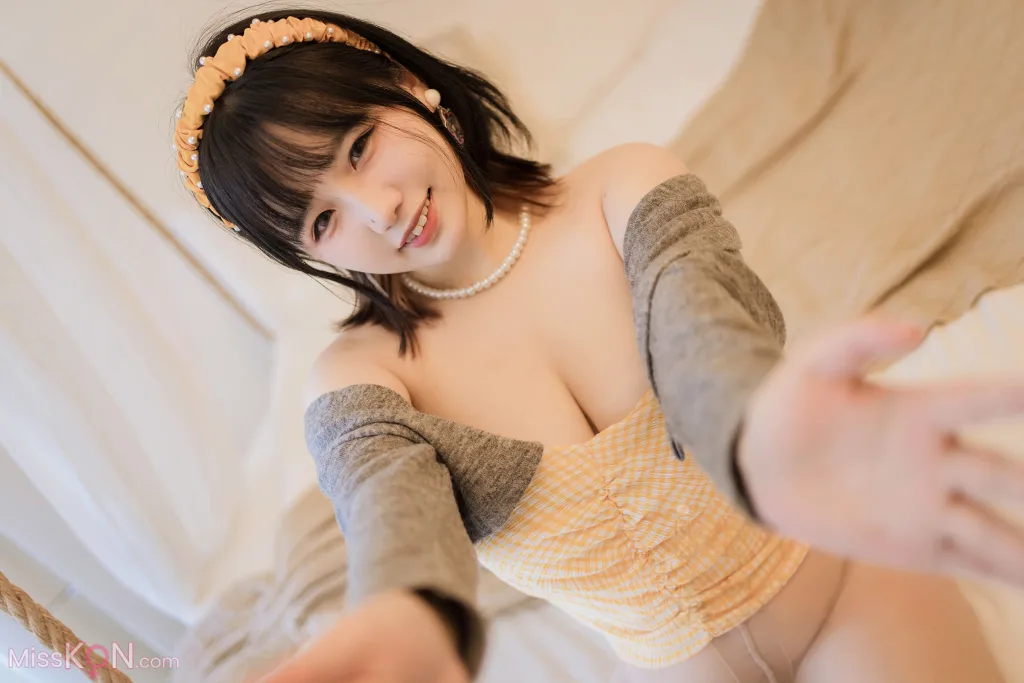 Coser@阿半今天很开心: 黄色抹胸 (68 photos ) 4 Coser@阿半今天很开心: 黄色抹胸 (68 photos ) 4
