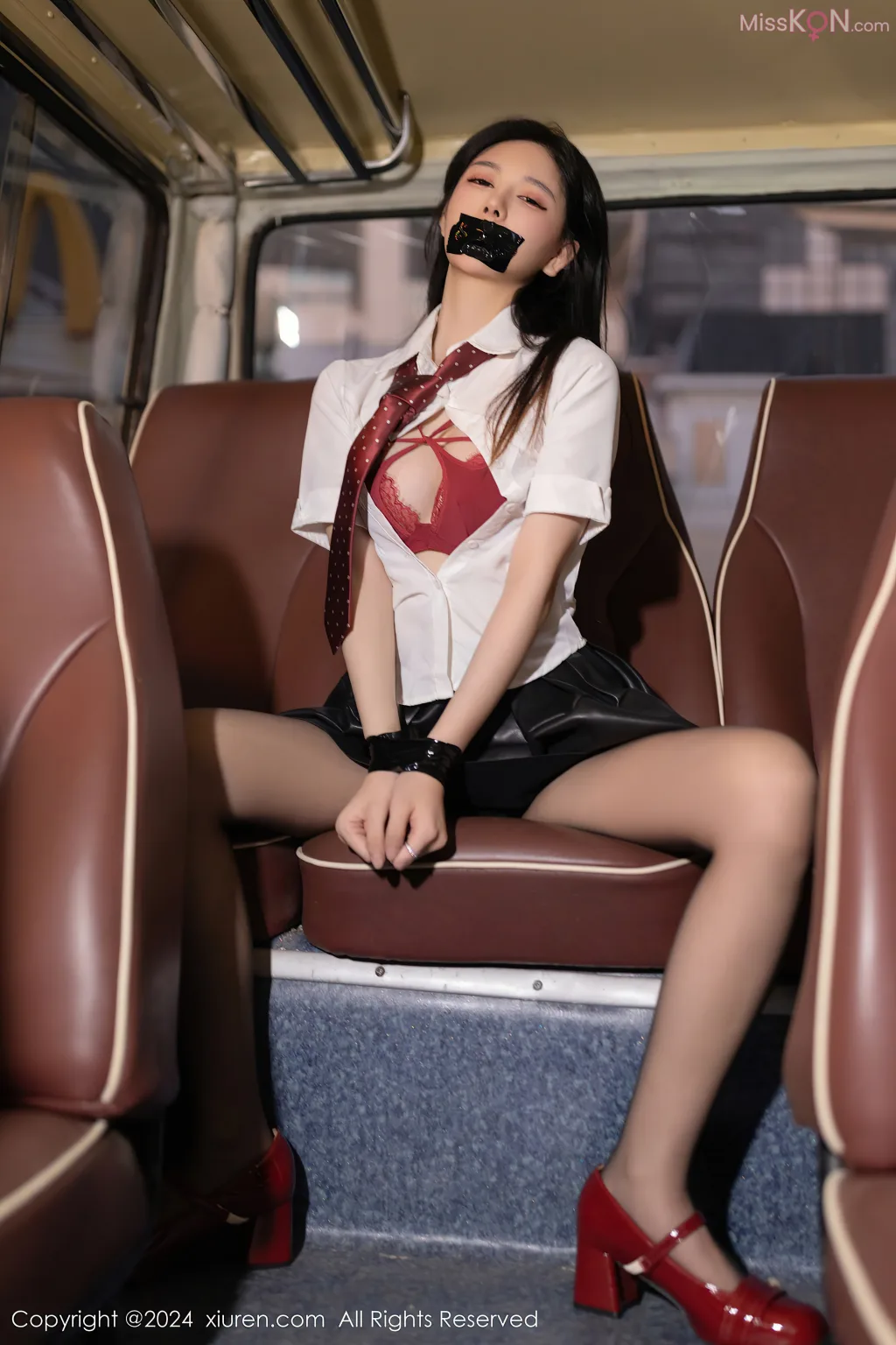 XIUREN No.7956 – 7965 (781 photos) 19 XIUREN No.7956 – 7965 (781 photos) 19