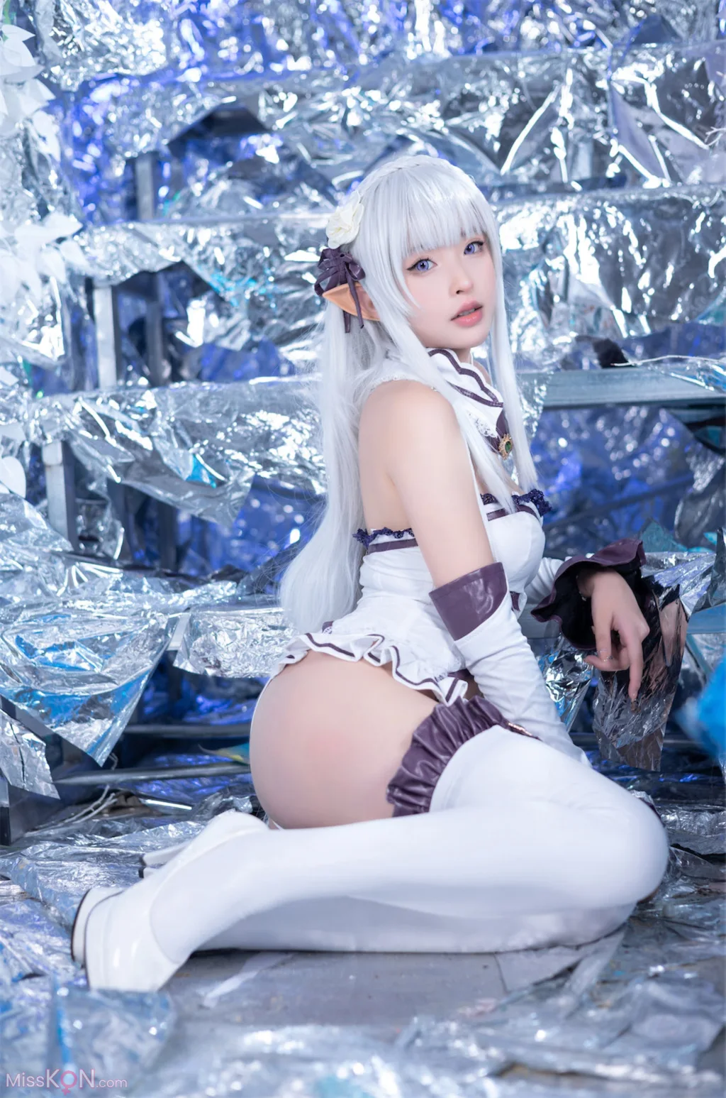 Coser@清水由乃: 重生之我是艾米莉亚 (41 photos)
