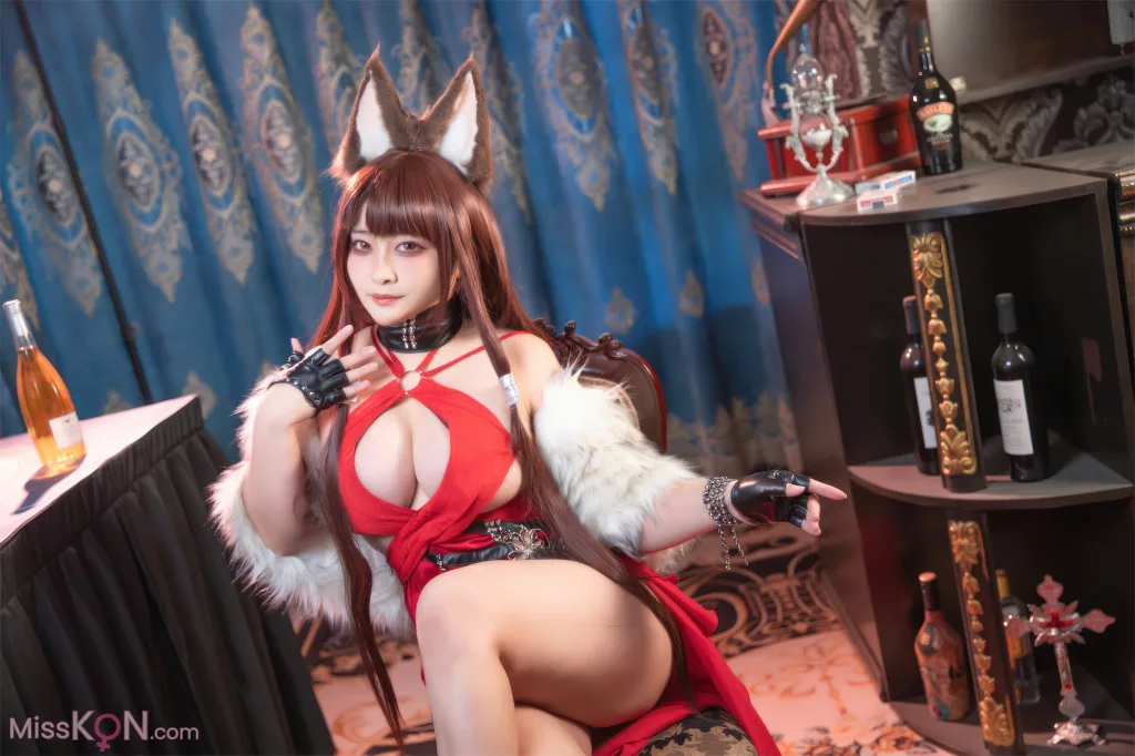 Coser@洛璃LoLiSAMA: 碧蓝航线 赤城 礼服 (53 photos) 