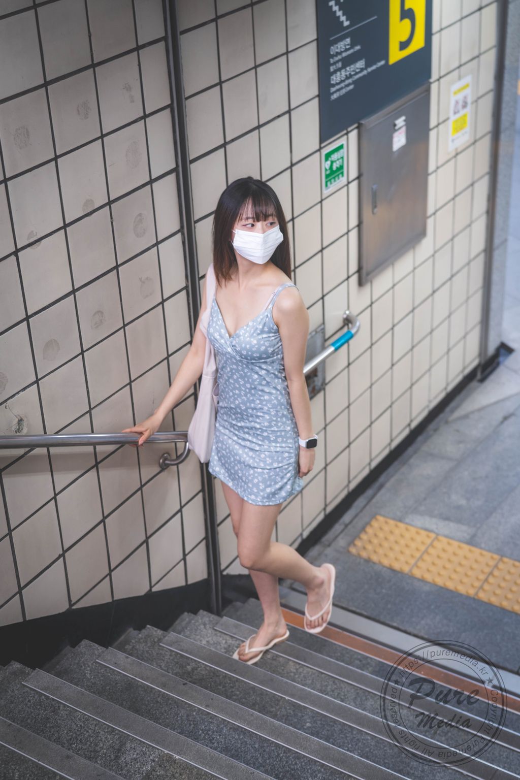 Pure Media Vol.241: Hina (121 photos)