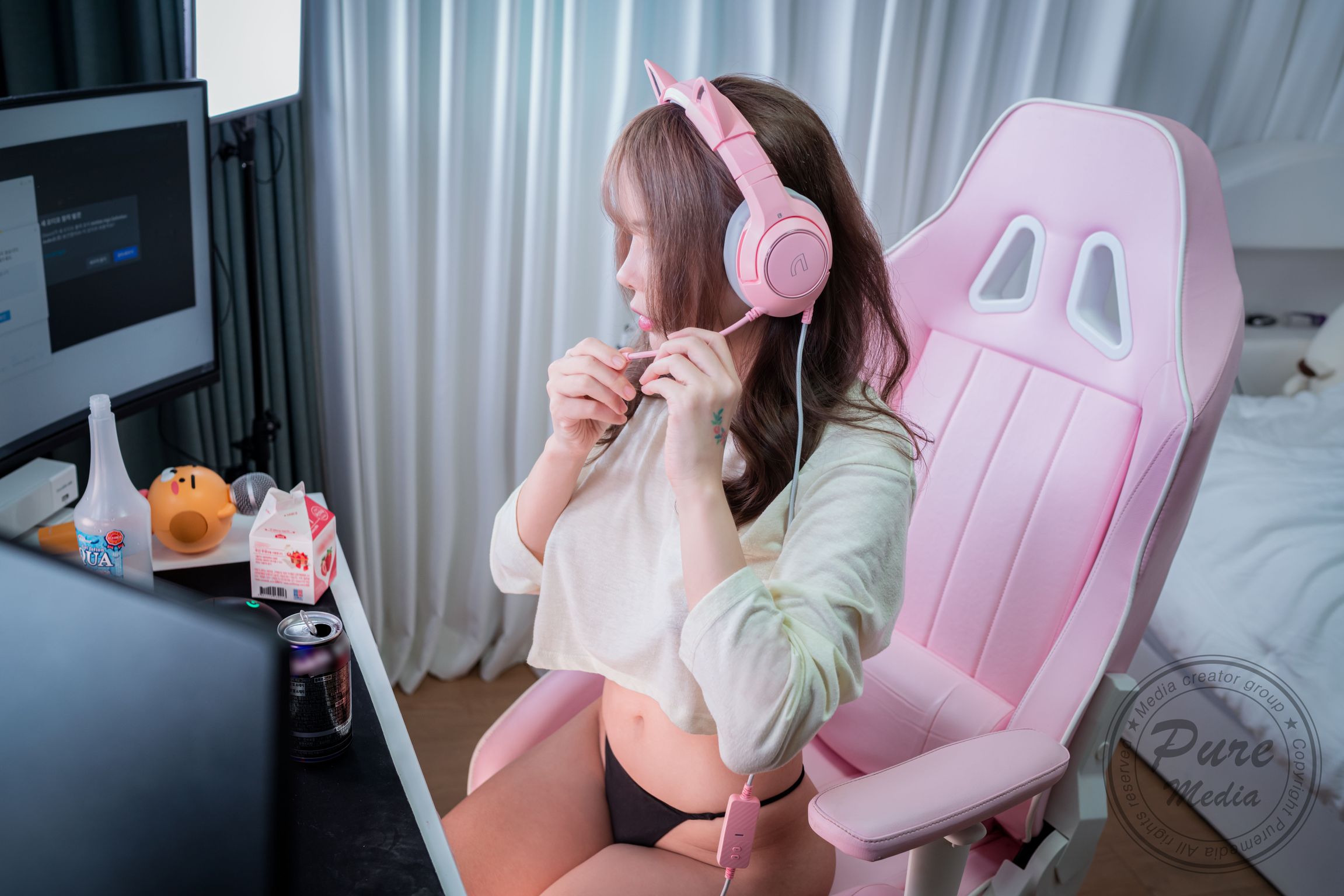Pure Media Vol.220: LOVEY (러비) - Lovey Streamer (102 photos) 11 Pure Media Vol.220: LOVEY (러비) - Lovey Streamer (102 photos) 11