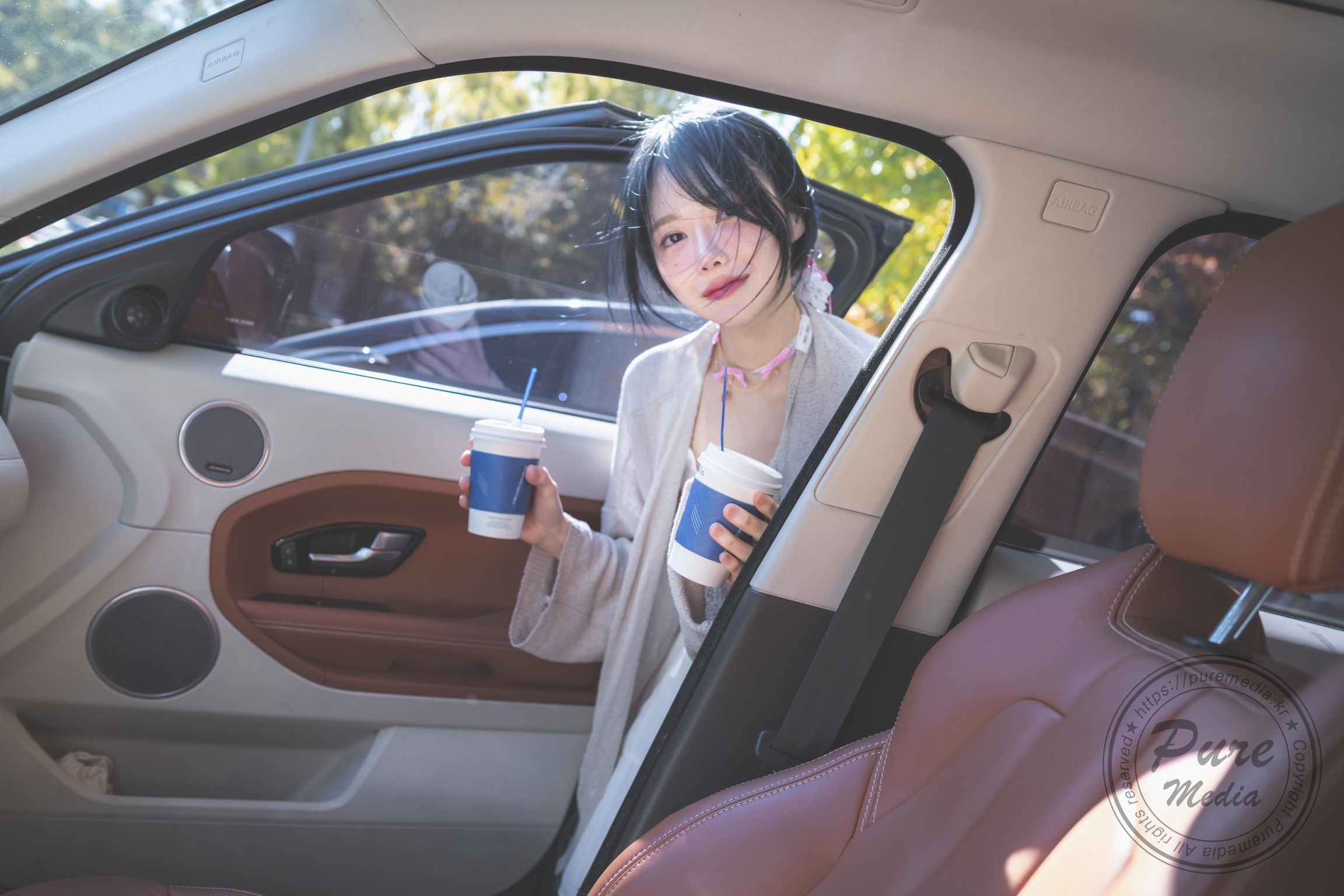 Pure Media Vol.208: Romi (로미) - Hot Date with His Girl (116 photos)