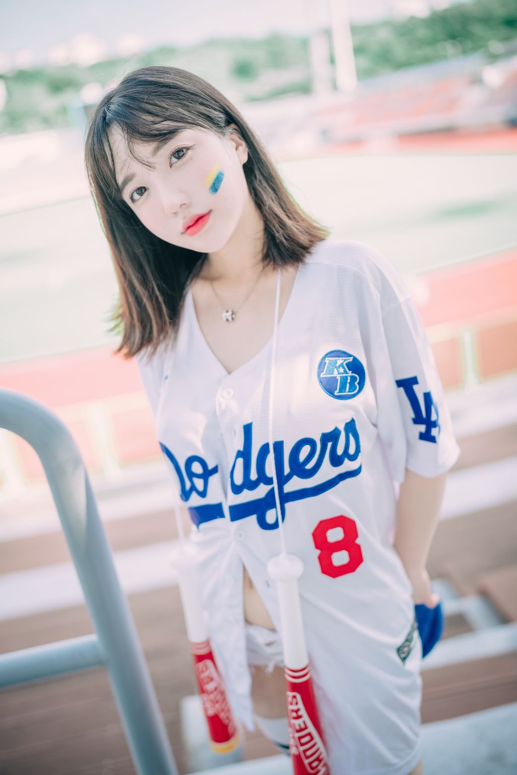 DJAWA Photo - Son Ye-Eun (손예은): "Cheer Up in the Summer" (126 photos) 17 DJAWA Photo - Son Ye-Eun (손예은): "Cheer Up in the Summer" (126 photos) 17