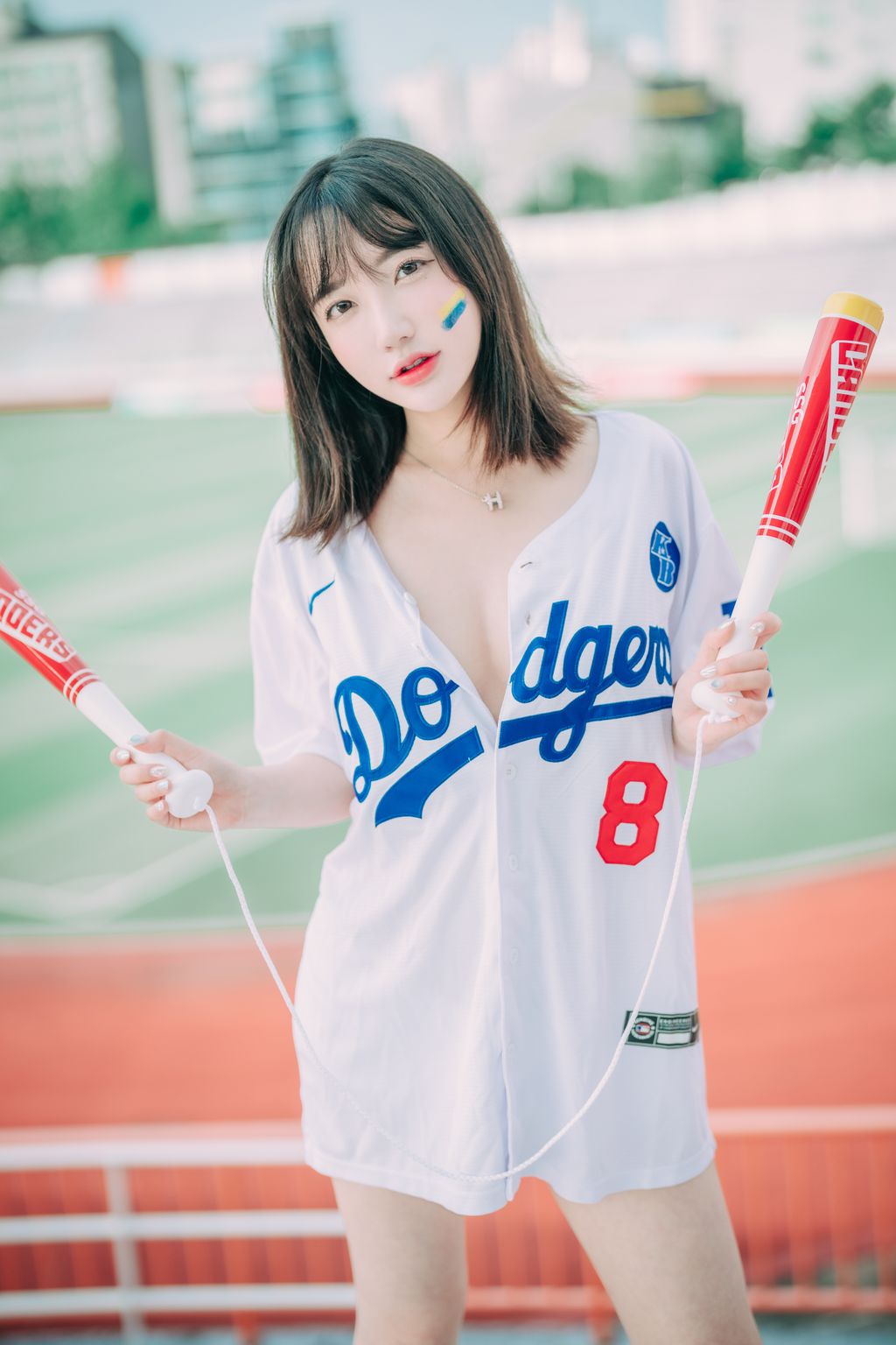 DJAWA Photo - Son Ye-Eun (손예은): "Cheer Up in the Summer" (126 photos) 11 DJAWA Photo - Son Ye-Eun (손예은): "Cheer Up in the Summer" (126 photos) 11