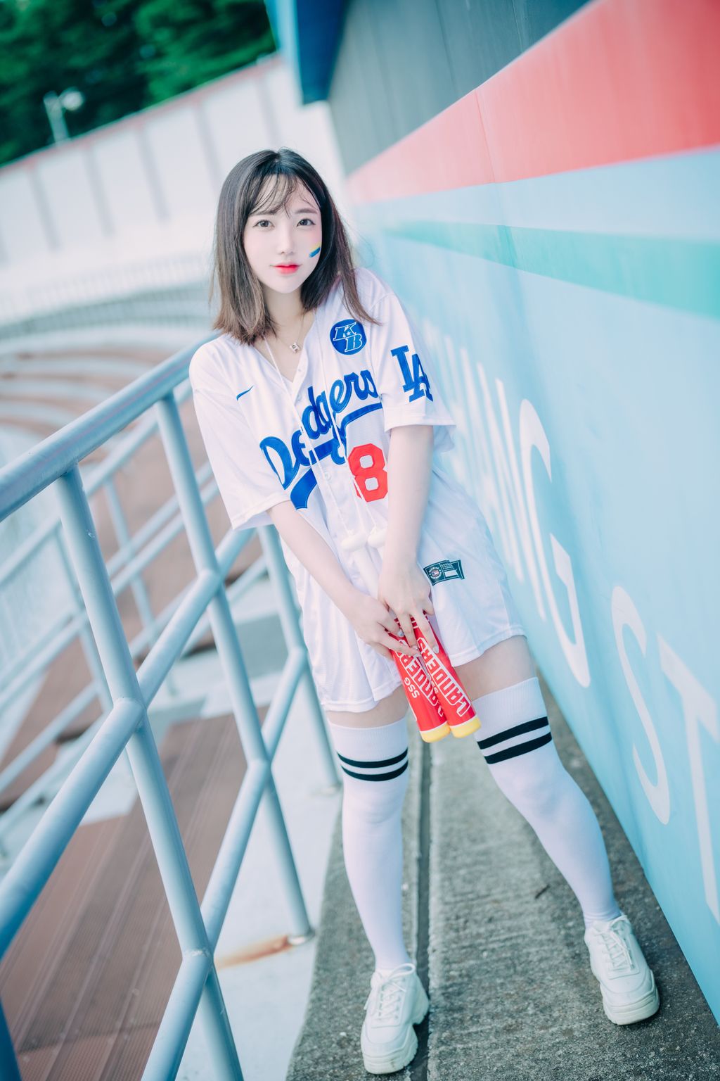 DJAWA Photo - Son Ye-Eun (손예은): "Cheer Up in the Summer" (126 photos) 4 DJAWA Photo - Son Ye-Eun (손예은): "Cheer Up in the Summer" (126 photos) 4