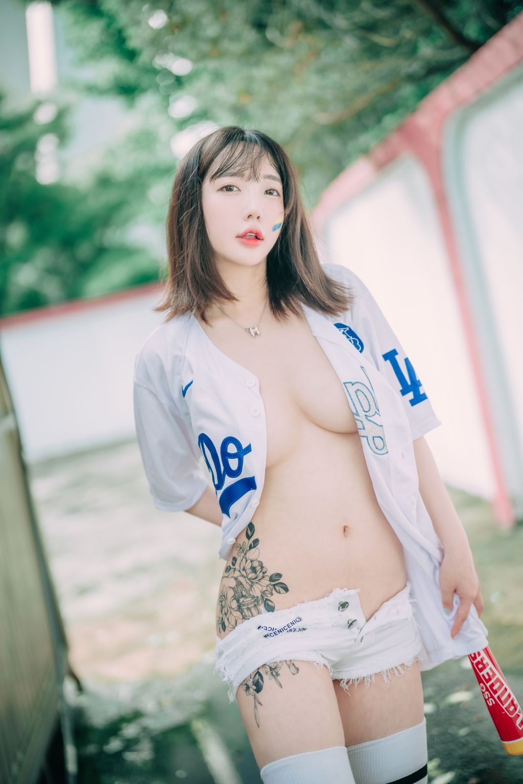 DJAWA Photo - Son Ye-Eun (손예은): "Cheer Up in the Summer" (126 photos) 17 DJAWA Photo - Son Ye-Eun (손예은): "Cheer Up in the Summer" (126 photos) 17