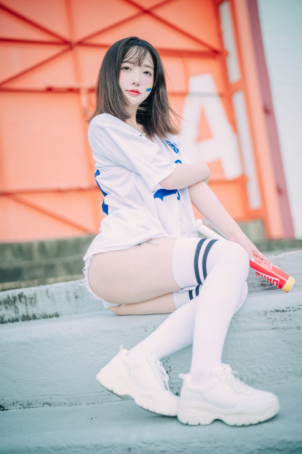 DJAWA Photo - Son Ye-Eun (손예은): "Cheer Up in the Summer" (126 photos) 3 DJAWA Photo - Son Ye-Eun (손예은): "Cheer Up in the Summer" (126 photos) 3