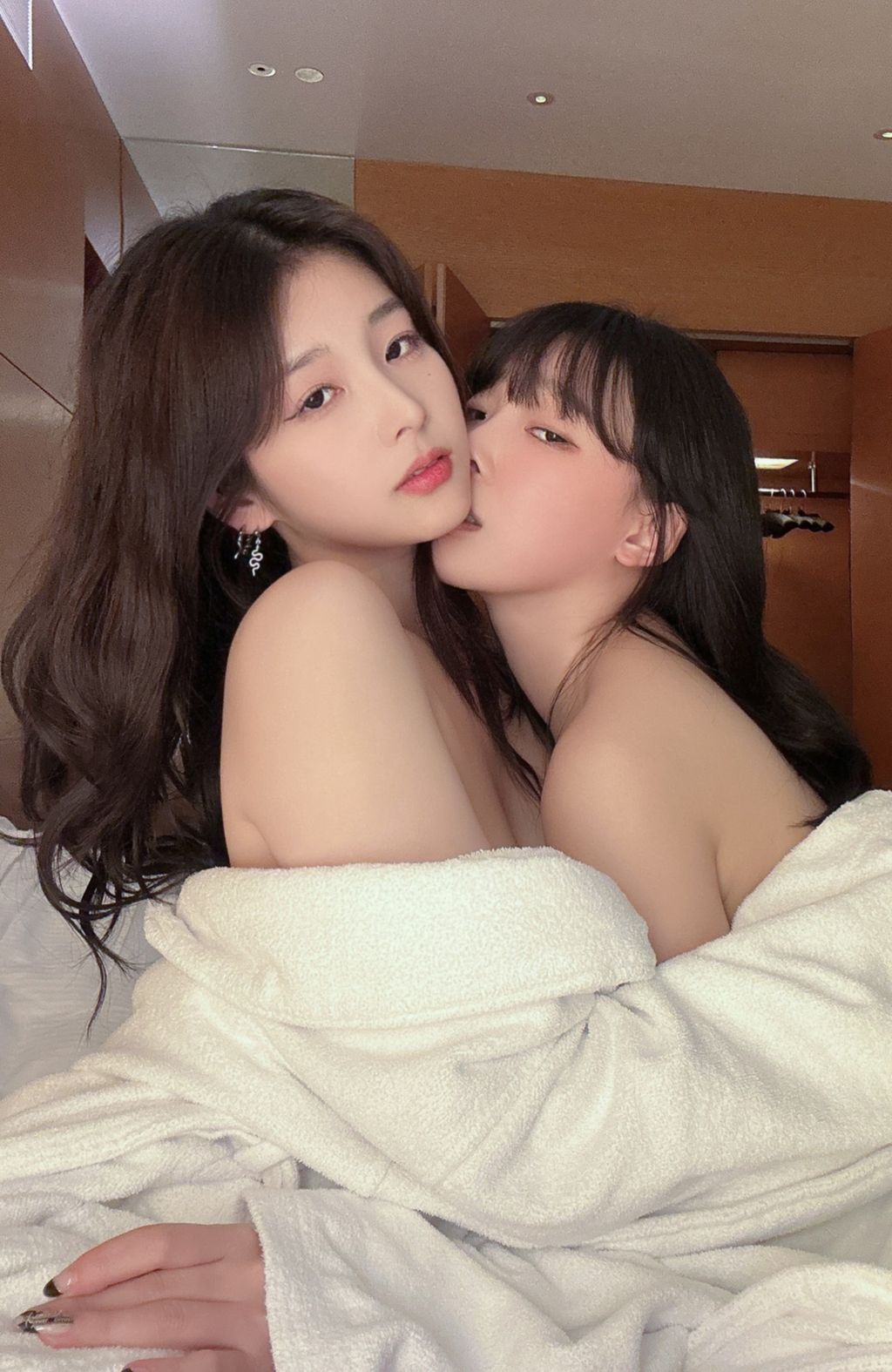 Jang Joo (장주): Subscriber Only 04 (72 photos + 12 uncensored photos)