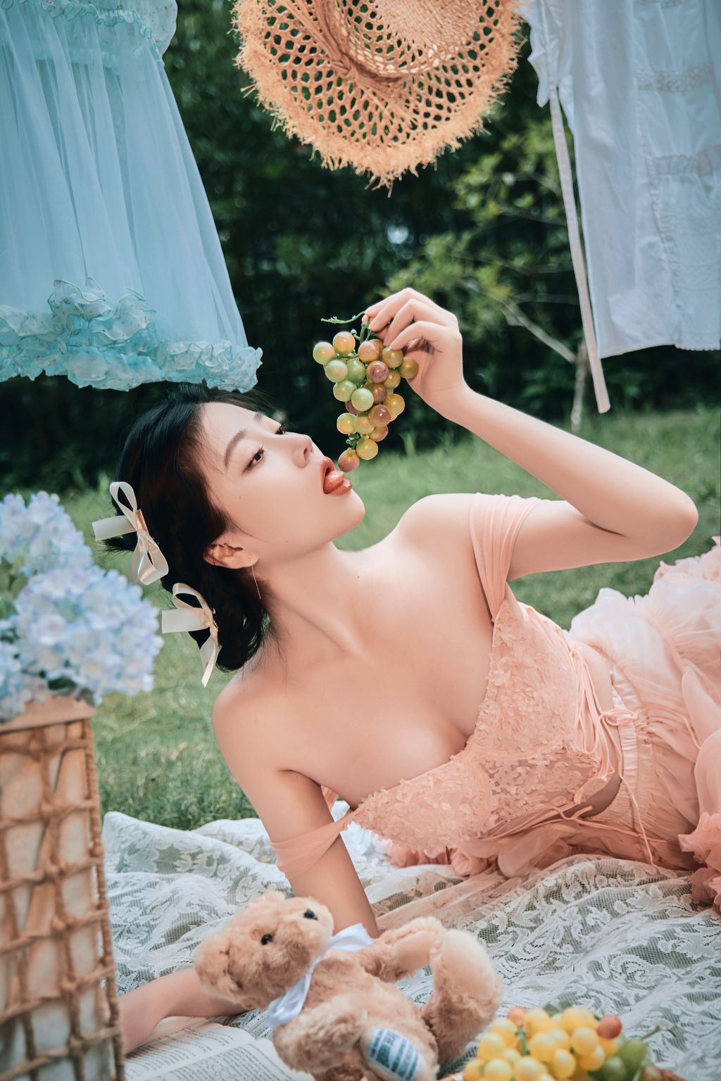 Coser@年年Nnian: 粉色日记 (57 photos) 1 Coser@年年Nnian: 粉色日记 (57 photos) 1