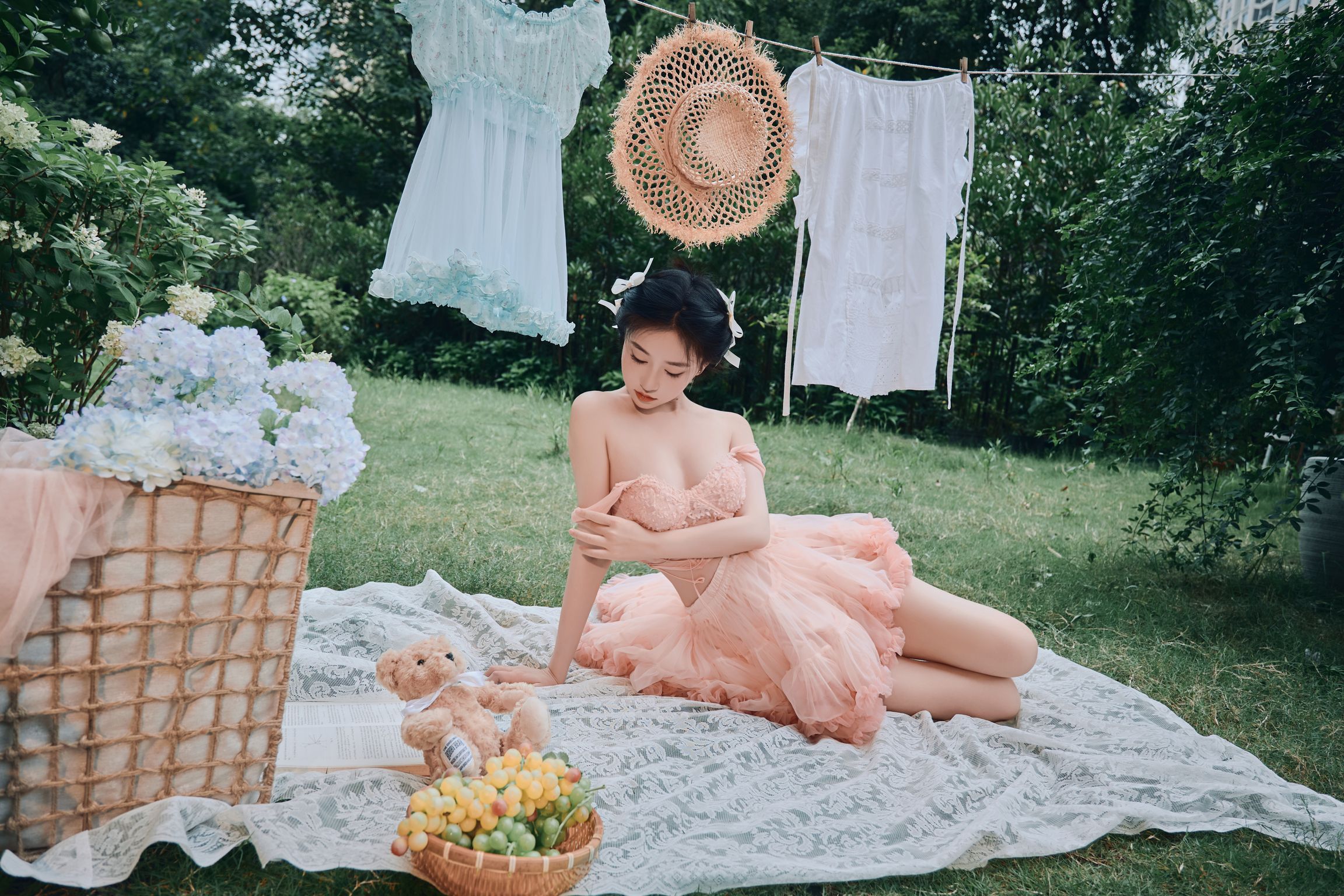 Coser@年年Nnian: 粉色日记 (57 photos) 0 Coser@年年Nnian: 粉色日记 (57 photos) 0
