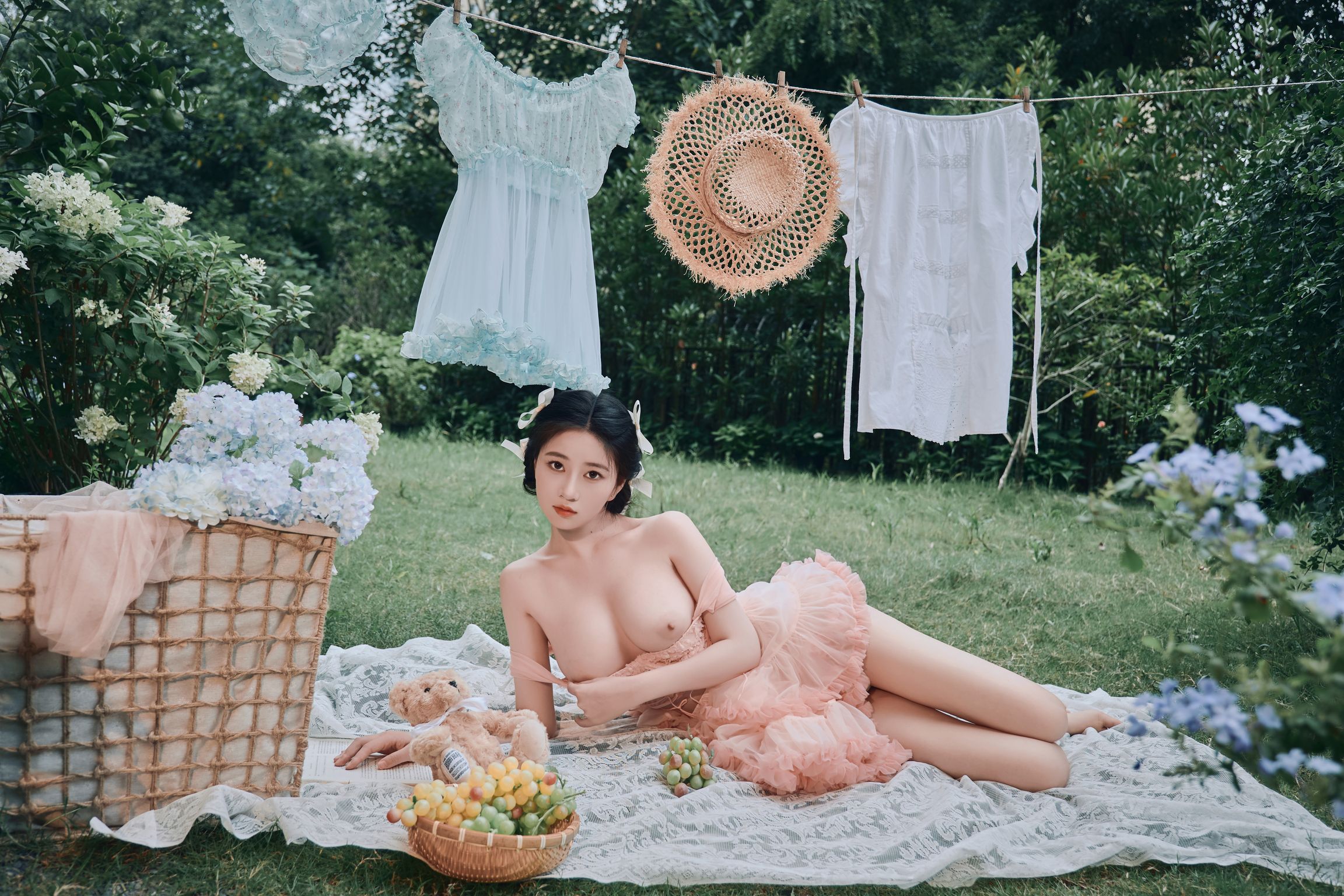 Coser@年年Nnian: 粉色日记 (57 photos) 6 Coser@年年Nnian: 粉色日记 (57 photos) 6