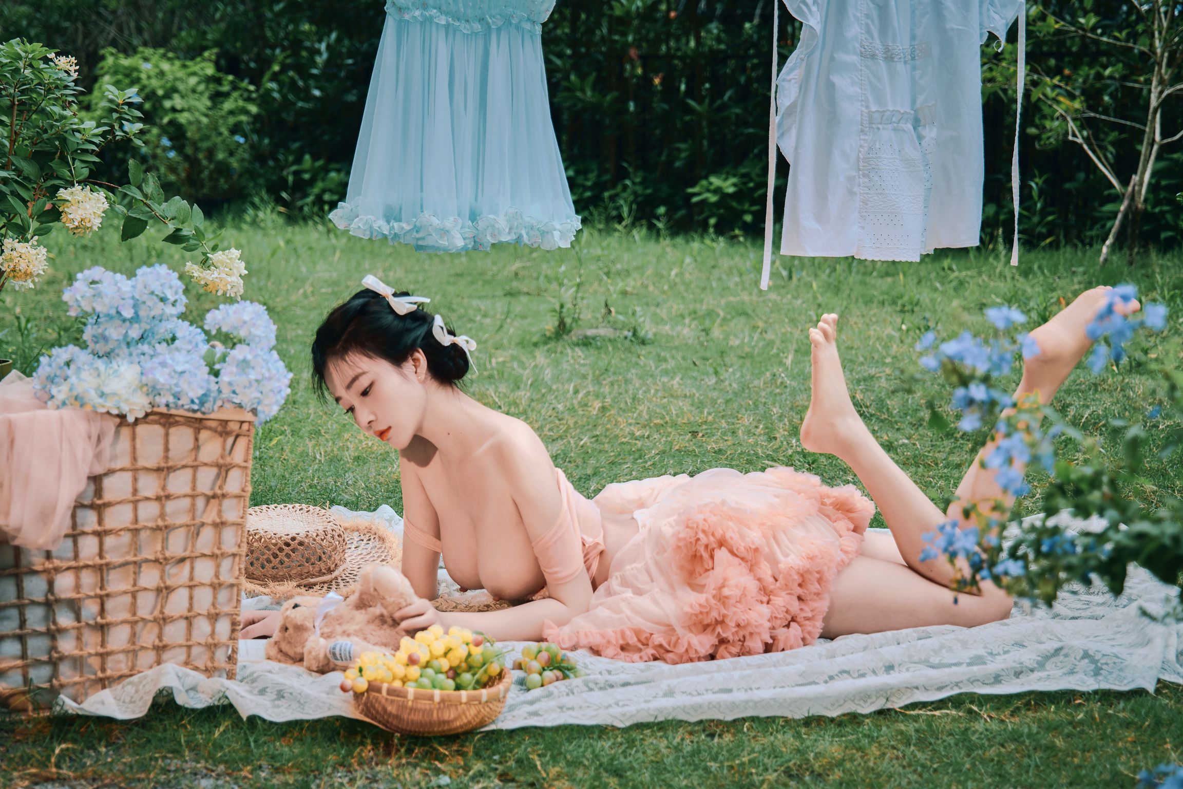 Coser@年年Nnian: 粉色日记 (57 photos) 9 Coser@年年Nnian: 粉色日记 (57 photos) 9