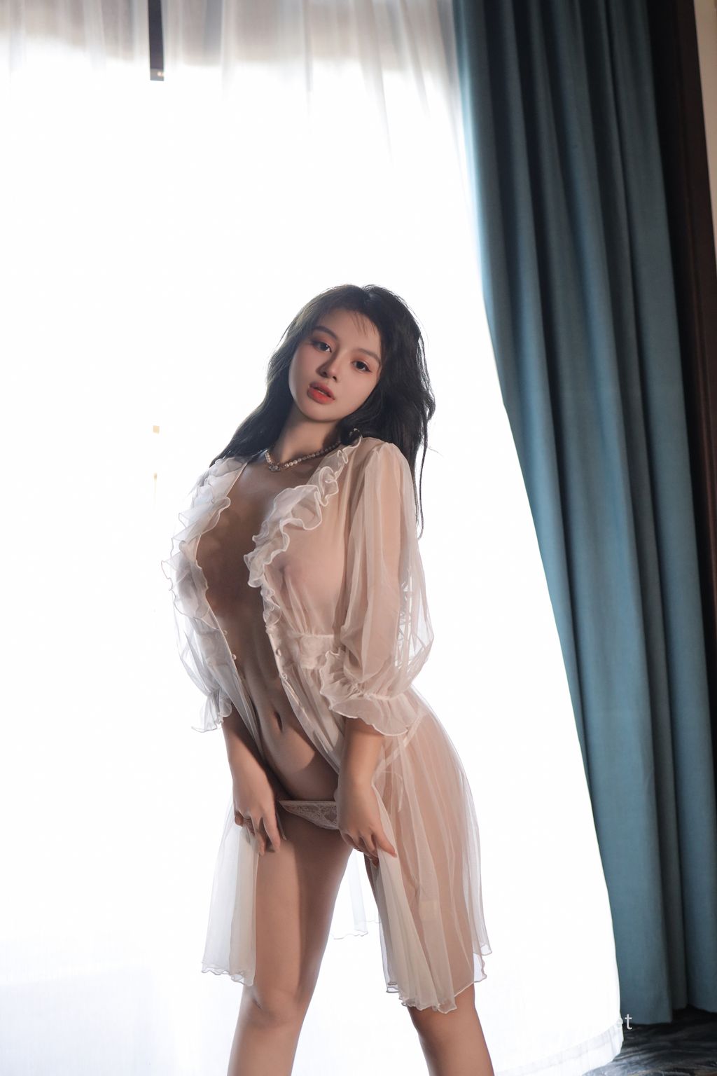 [XR Uncensored] 沈思怡: 新人性感薄纱超给力 大多数图都漏点 (71 photos)
