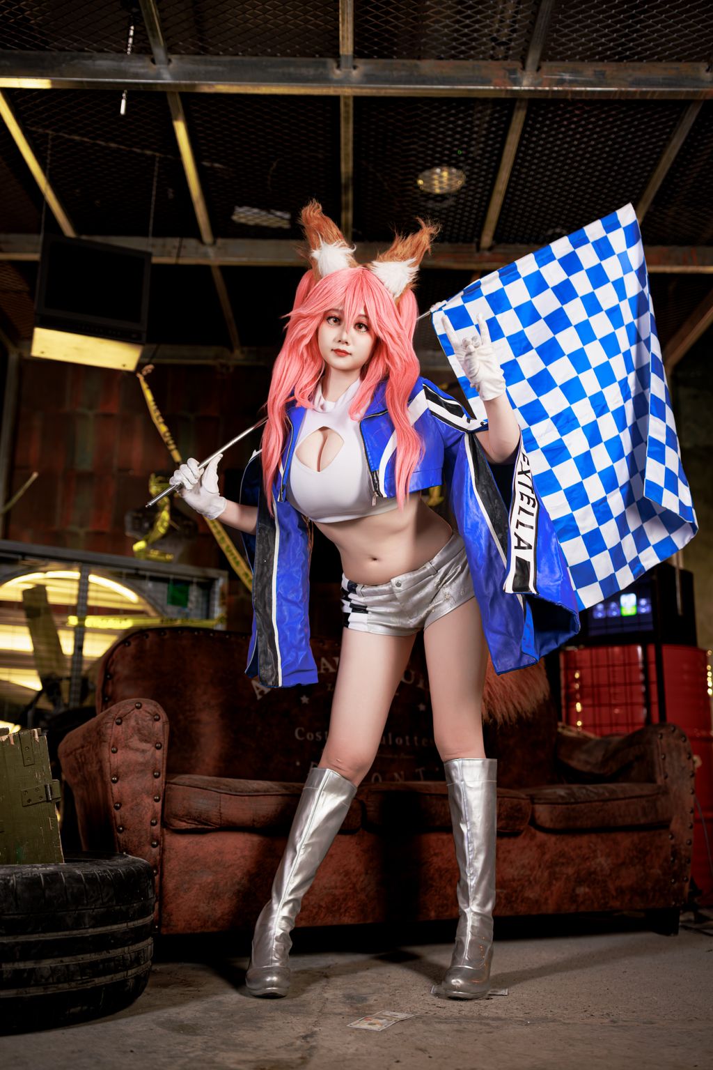 Coser@阿雪雪: FGO 玉藻前赛车服 (90 photos)