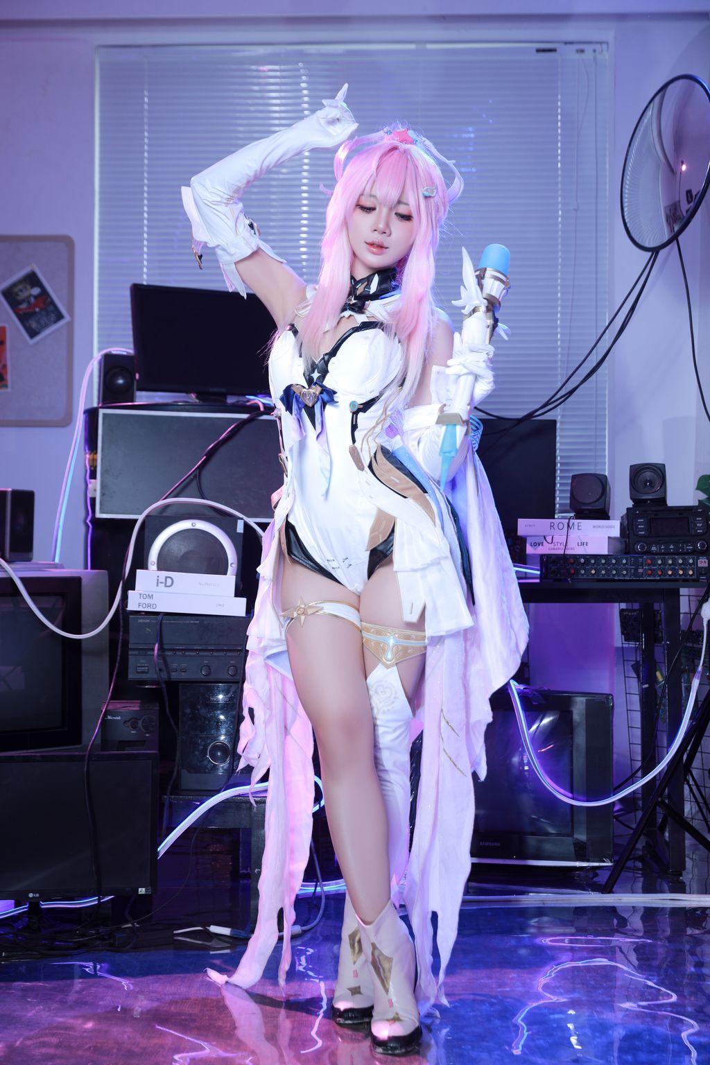 Coser@PoppaChan: Aemeath Wuthering Waves 鸣潮 爱弥斯 (57 photos + 7 videos)