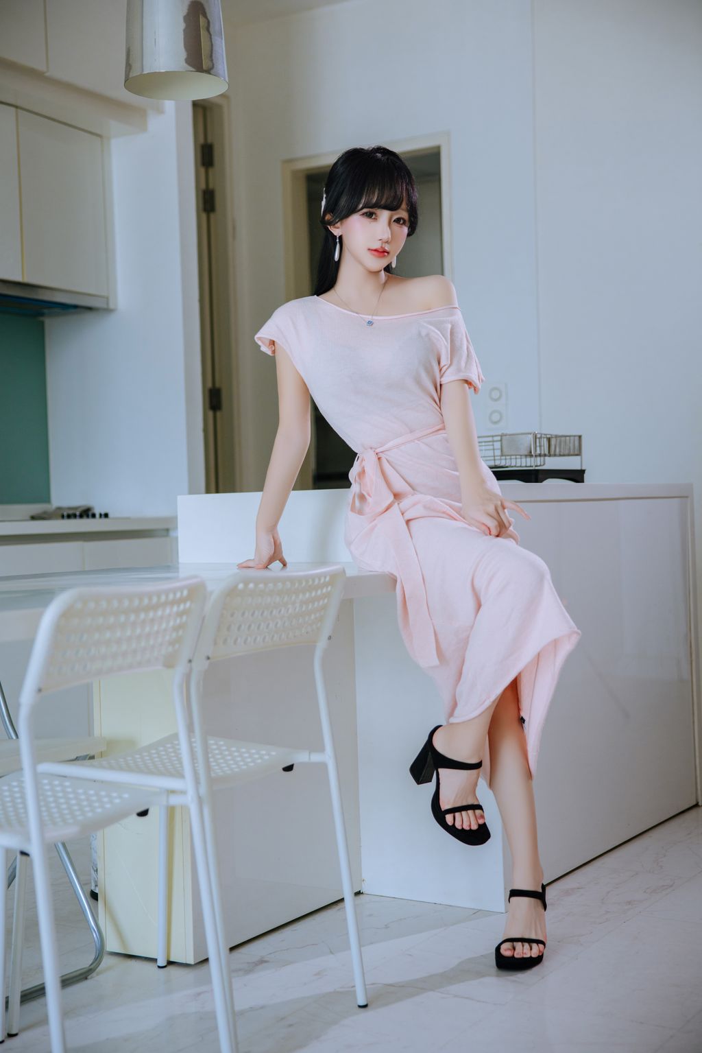 Coser@日奈娇: 太太 (230 photos + 5 videos)