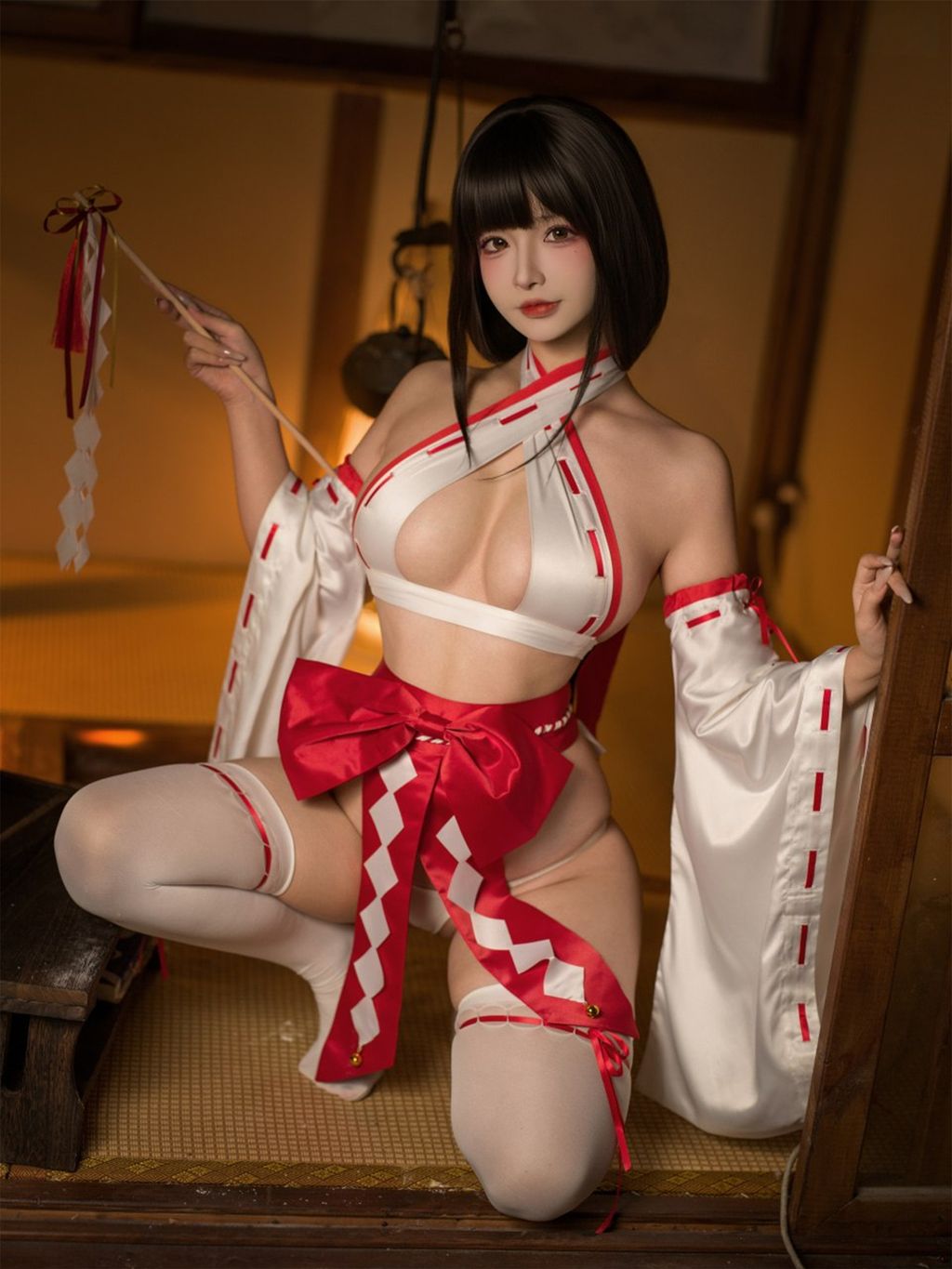 Coser@yuuhui玉汇: 神乐巫女の试炼 (138 photos + 3 videos)