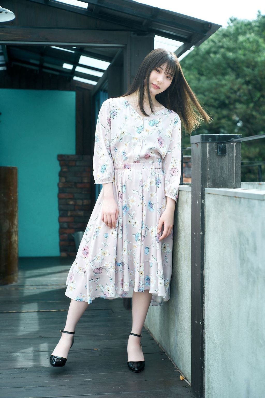 [JP] Mio Ishikawa (石川澪): FRIDAYデジタル写真集 えちえち天使 (99 photos)