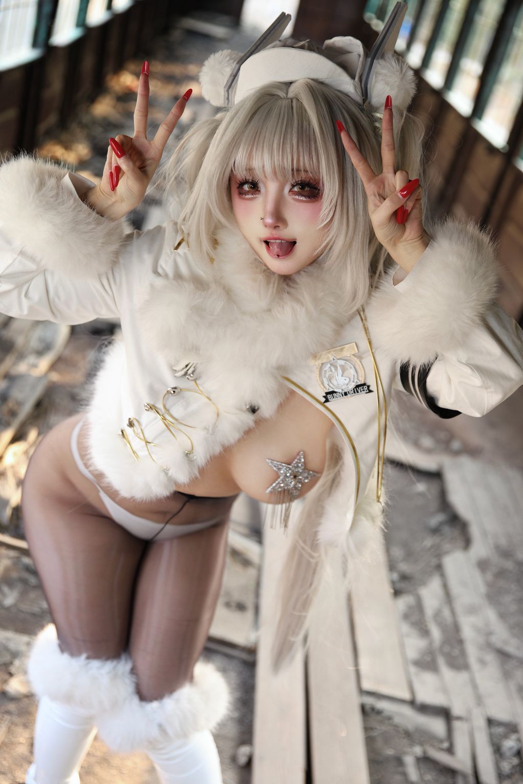 Coser@soso嗖嗖: 白兔列车 (64 photos) 3 Coser@soso嗖嗖: 白兔列车 (64 photos) 3