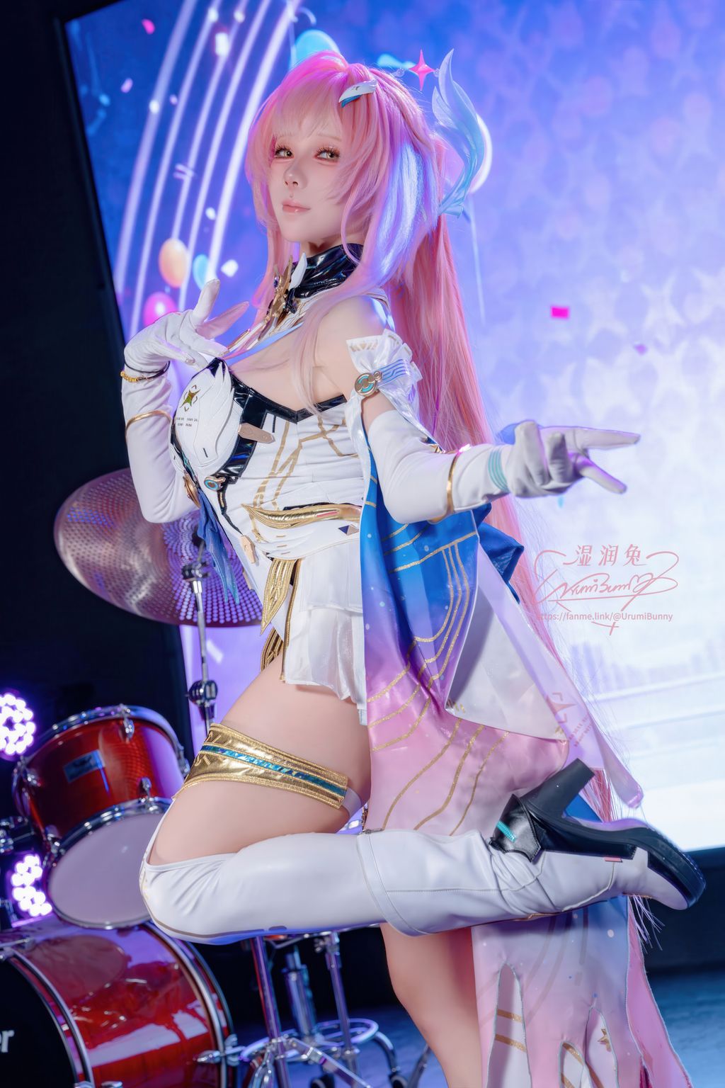 Coser@黏黏团子兔: 2026年06月作品 鸣潮 爱弥斯 (108 photos + 3 videos)