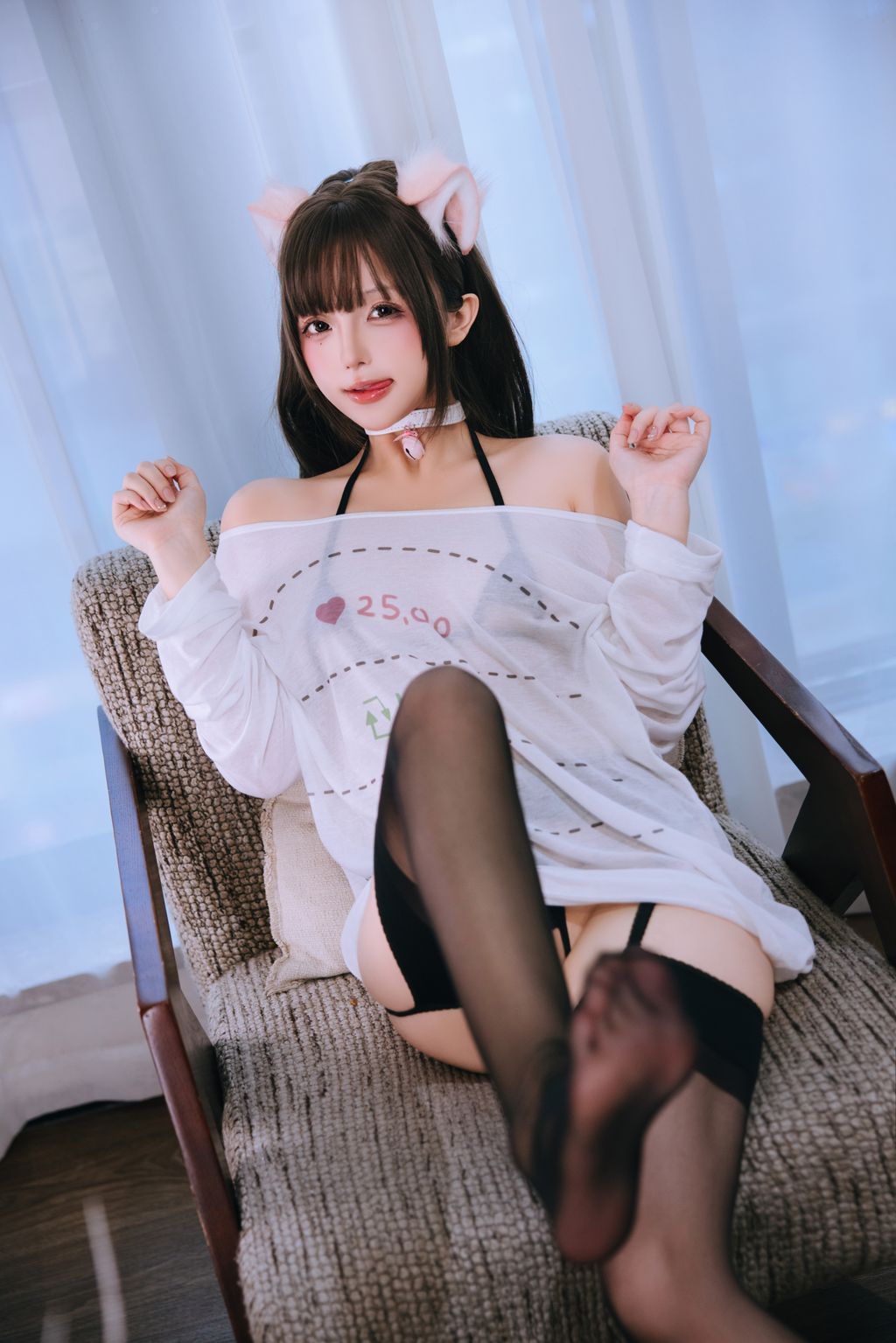 Coser@日奈娇: 家里的猫 (180 photos + 5 videos) 15 Coser@日奈娇: 家里的猫 (180 photos + 5 videos) 15