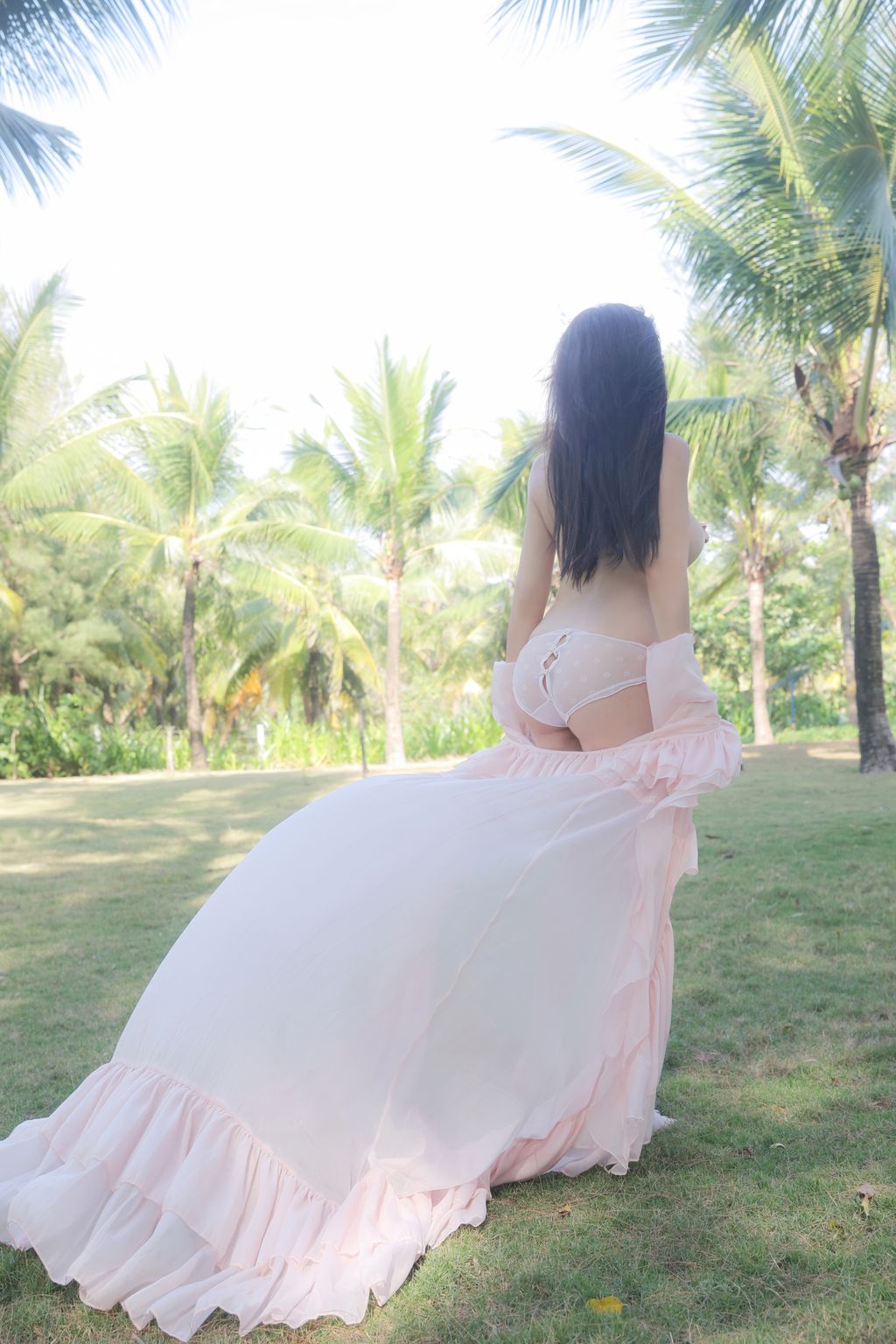 [XR Uncensored] 小薯条nienie: R18 秀人网模特 粉色 (60 photos)
