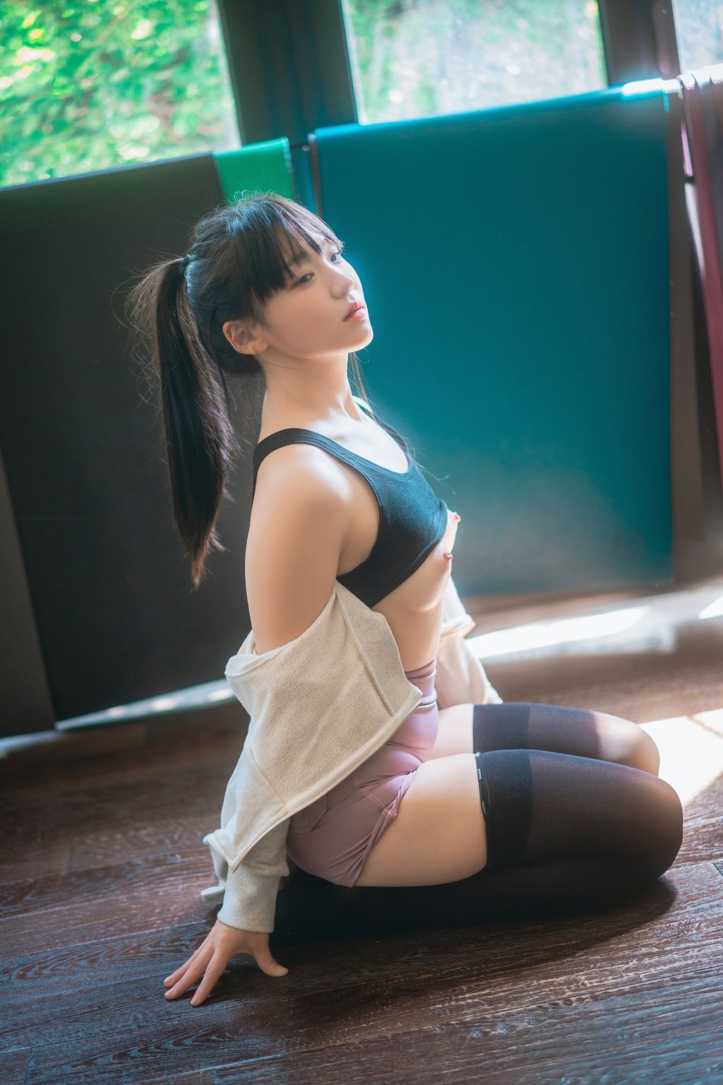 DJAWA Photo: HENDOONG (혠둥이) – Loose and Tight – Relief and Relax (220 photos) 1 DJAWA Photo: HENDOONG (혠둥이) – Loose and Tight – Relief and Relax (220 photos) 1