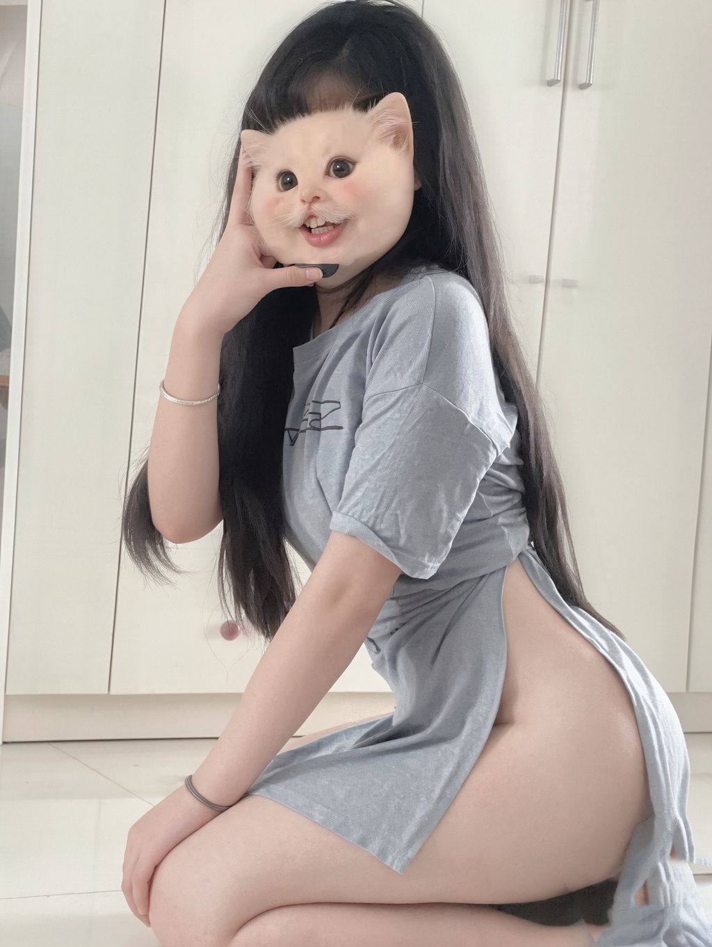 [OtherXXX] C崽(霉柿崽): 巨乳白虎萝莉 尤物福利姬合集 (288 photos + 36 videos)