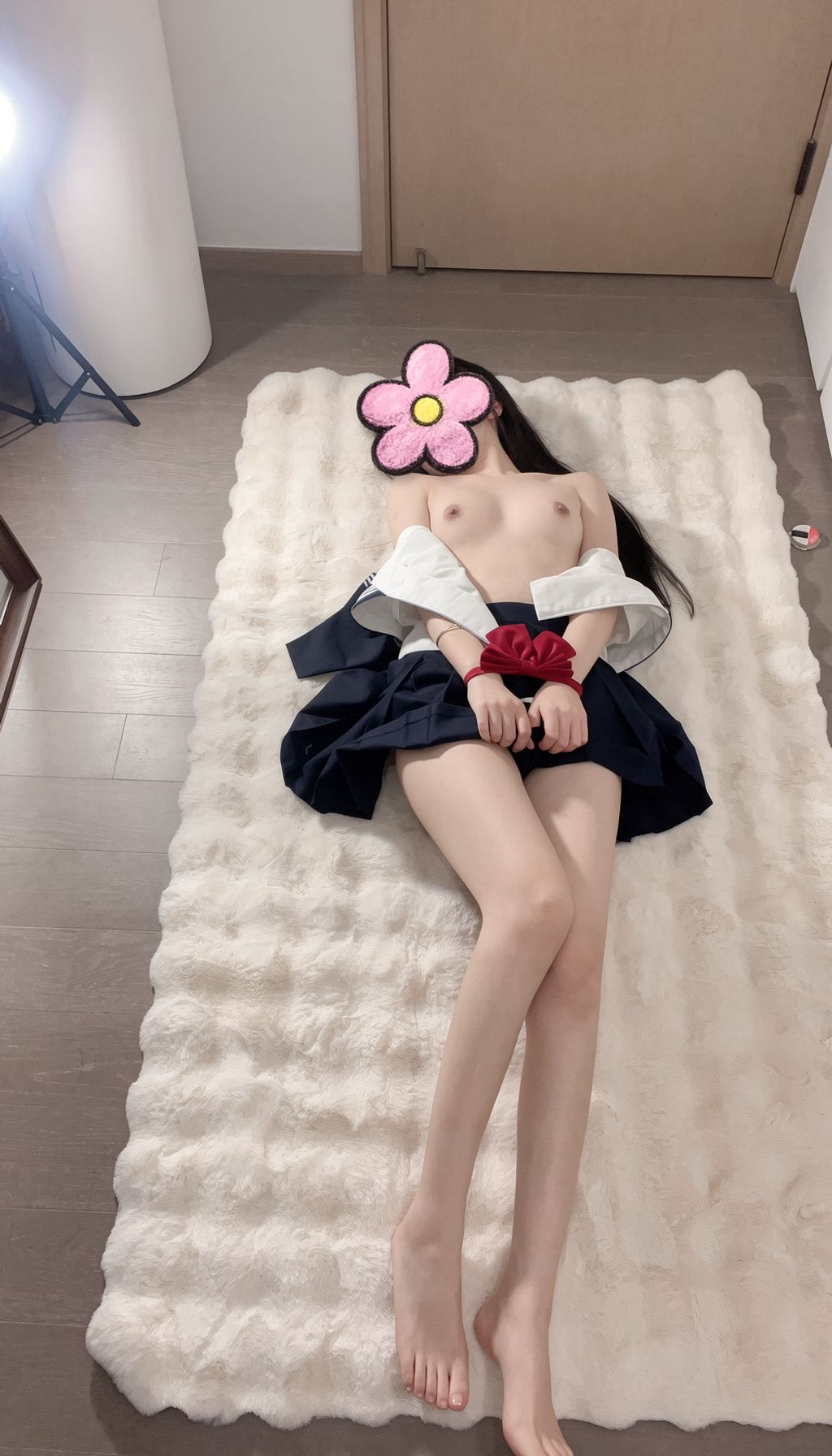 [OtherXXX] moliiovo3(莎弥拉): 顶级白虎萝莉订阅 (69 photos + 2 videos)