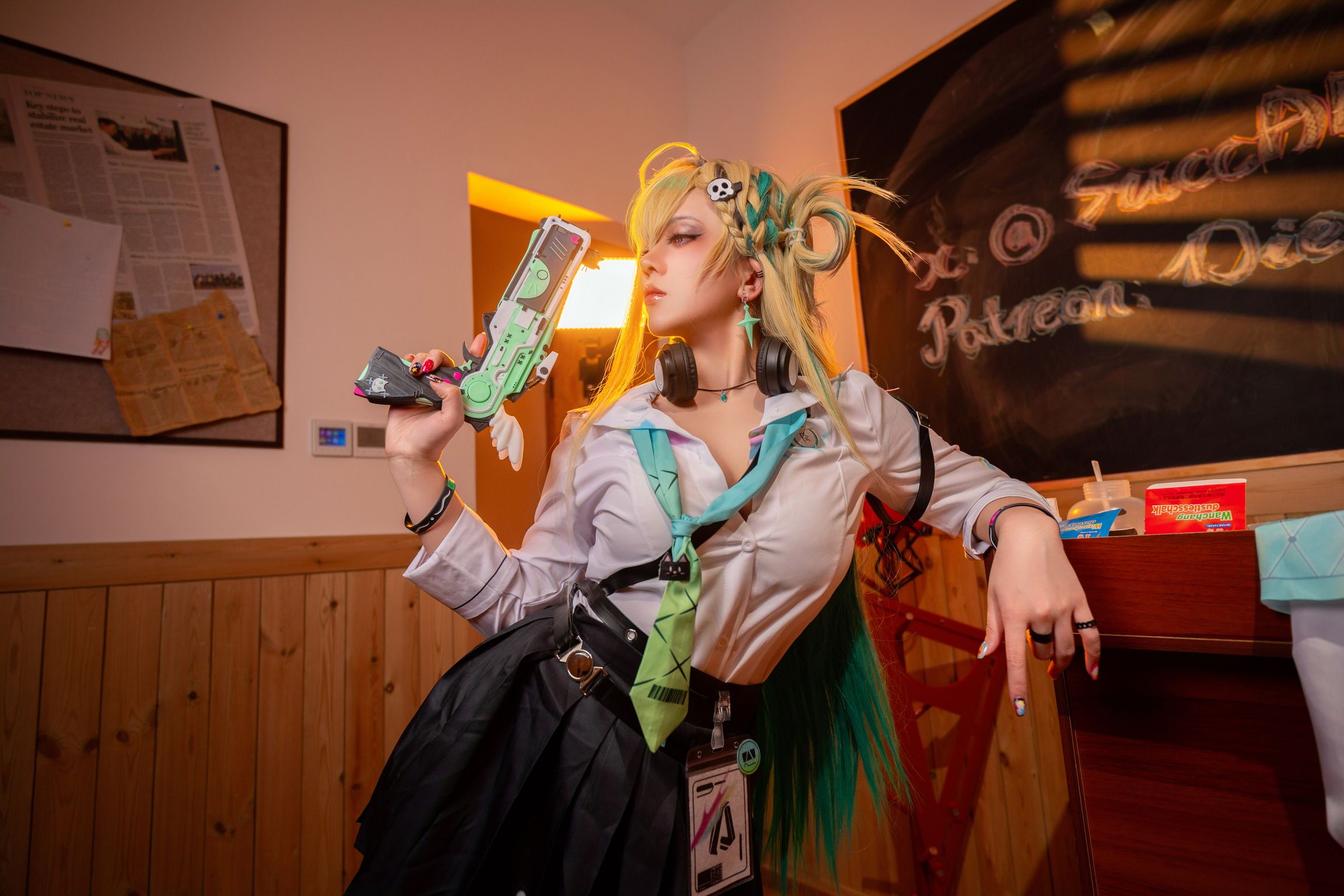 Coser@絞肉姬Walküre: 鸣潮 琳奈 (80 photos)