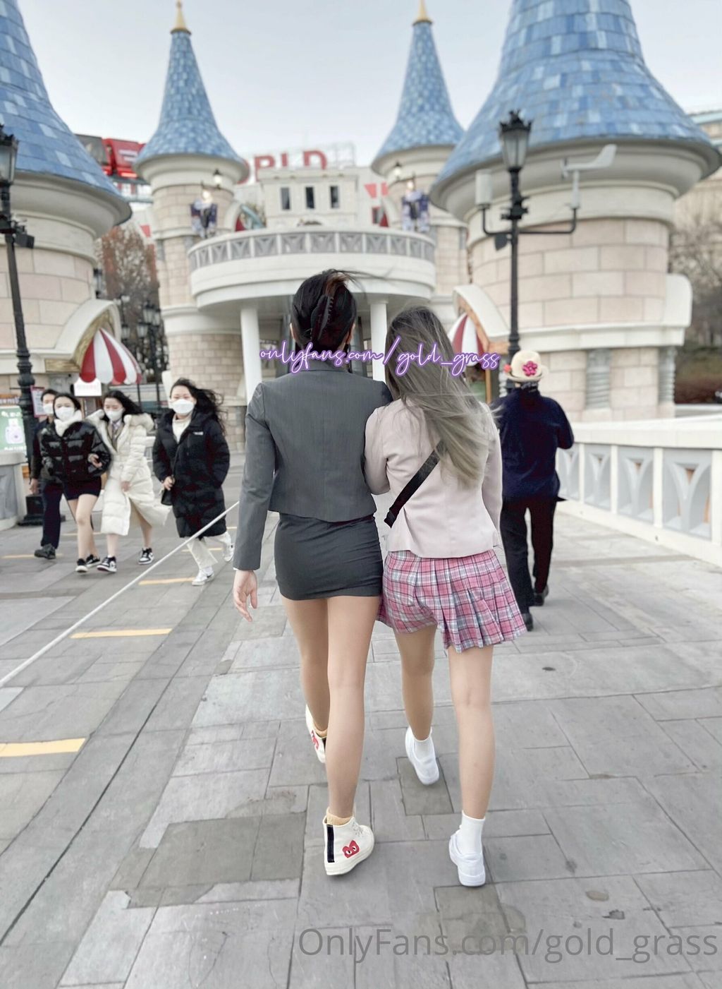 gold_grass: 온팬 풀팩 (387 photos + 43 videos) 17 gold_grass: 온팬 풀팩 (387 photos + 43 videos) 17