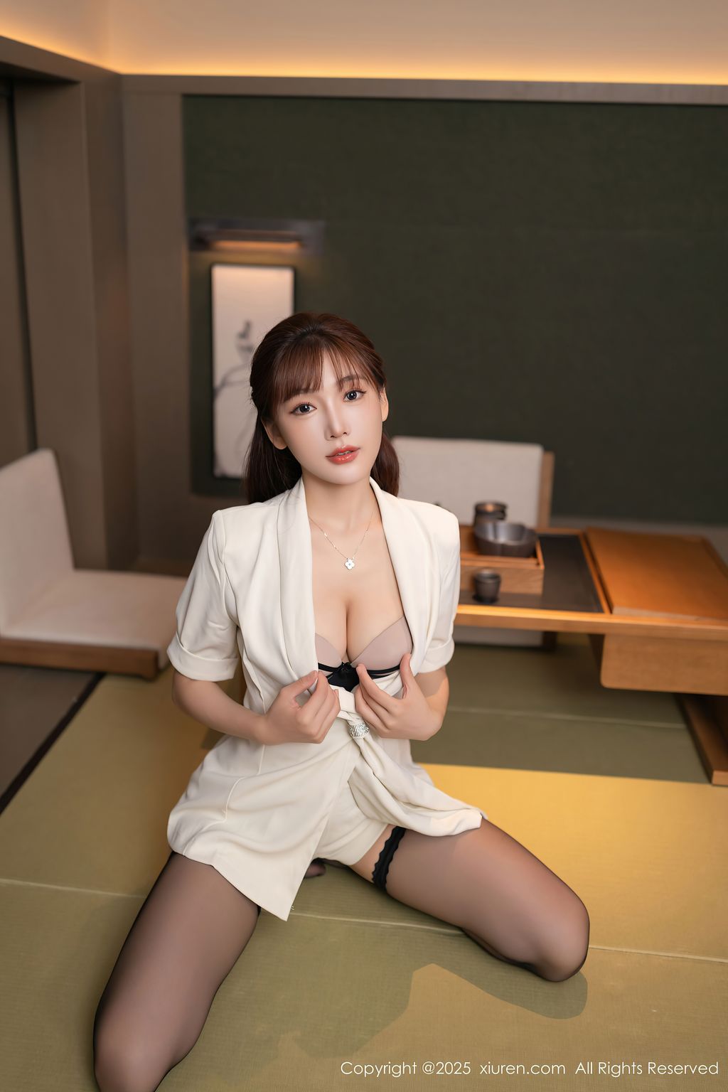 XIUREN No.10646 – 10650 (349 photos) 10 XIUREN No.10646 – 10650 (349 photos) 10